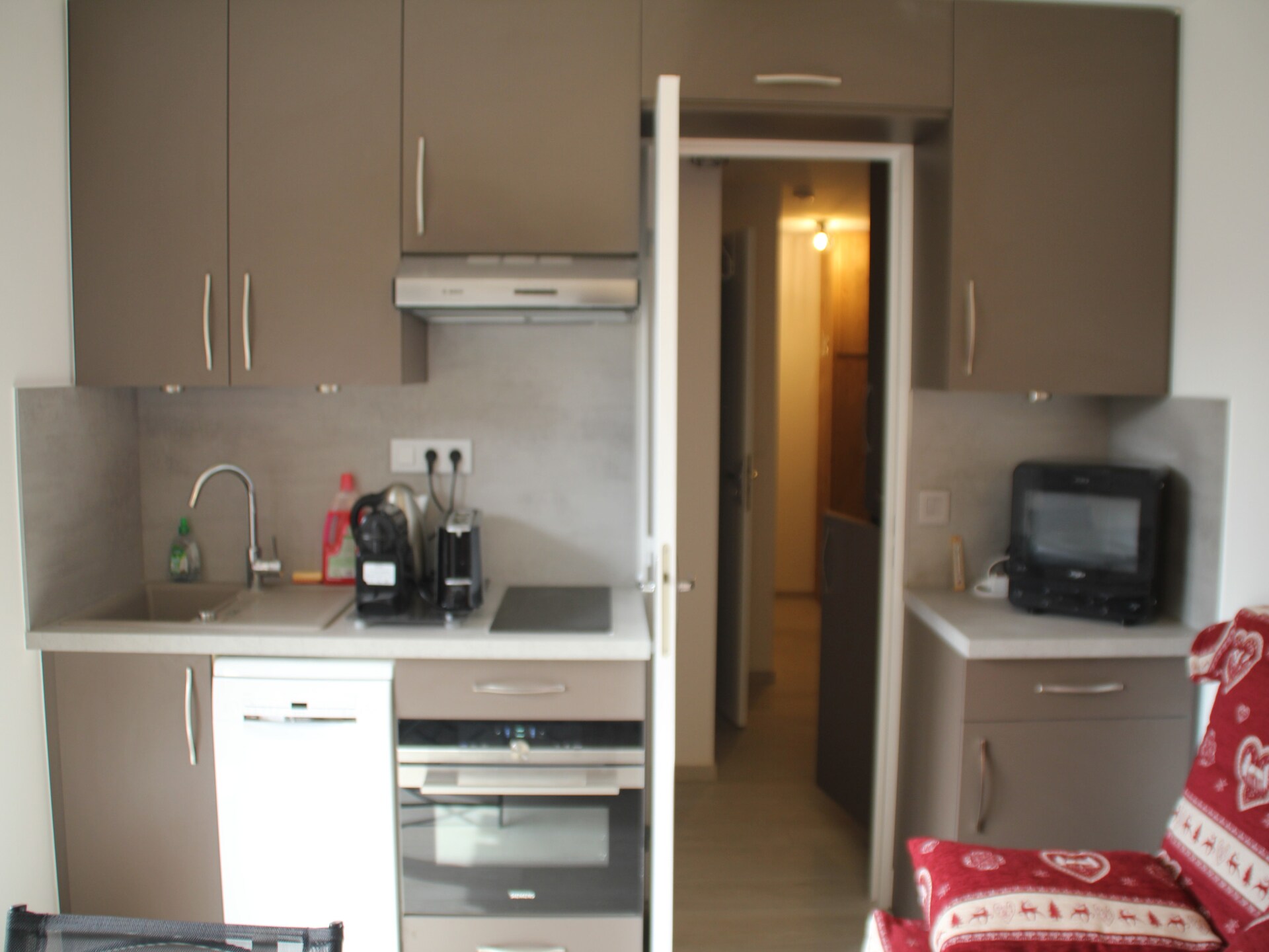 Compact bergappartement met balkon en uitzicht in Châtel - foto 11