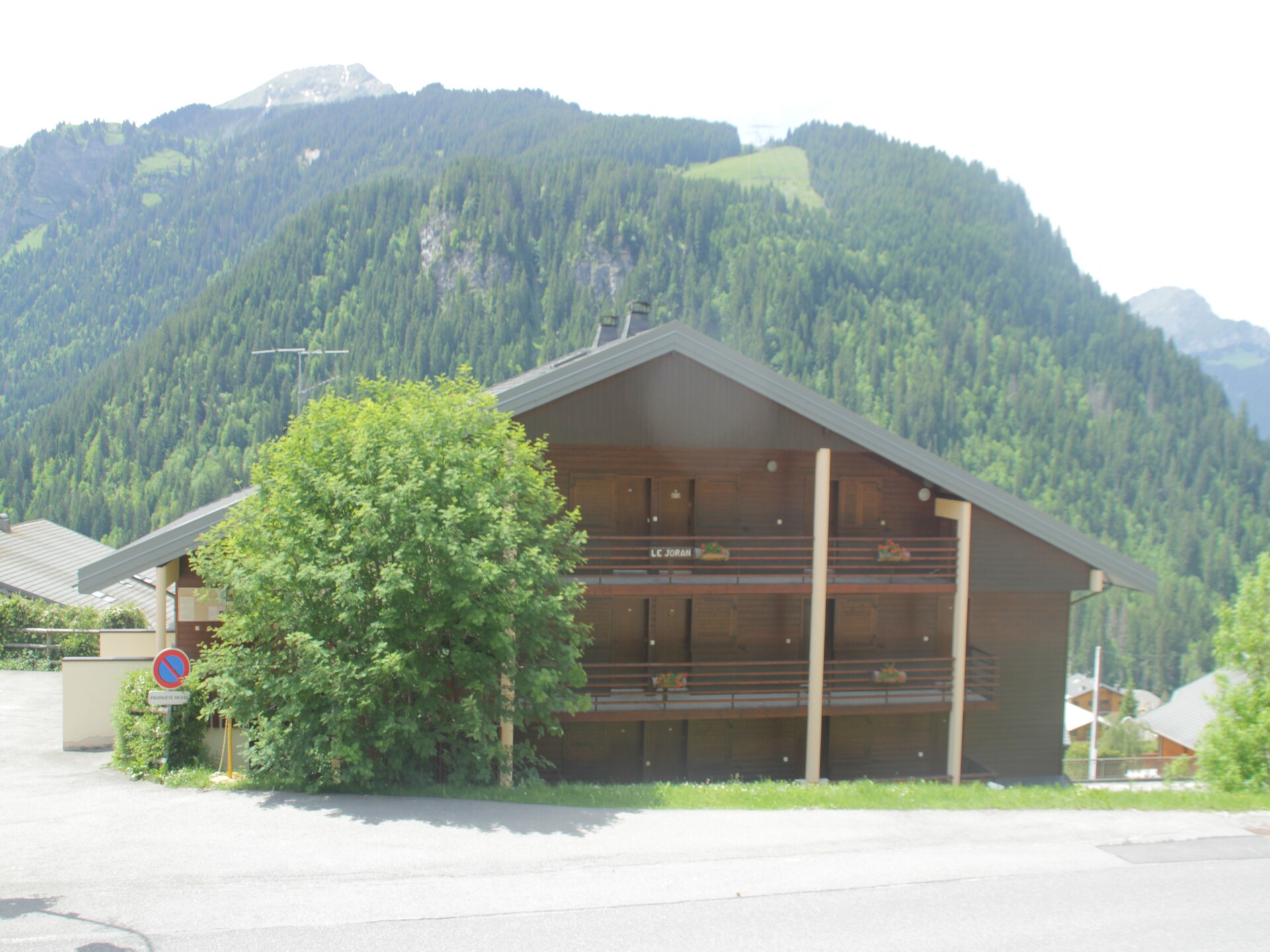 Knus appartement in Châtel met bergzicht, vlakbij skilift en golfbaan - foto 18