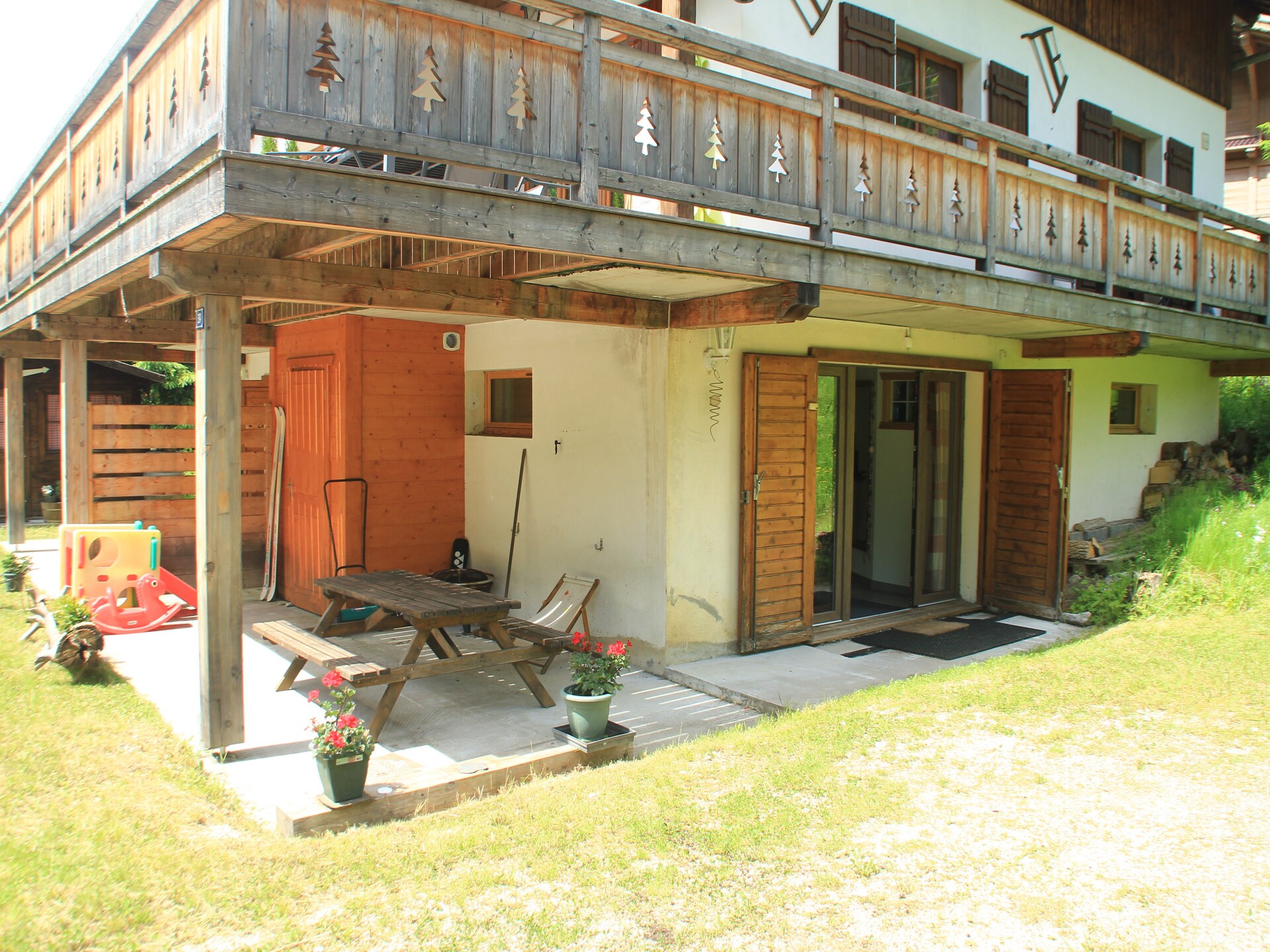Petit Ours Blanc: Rustiek Appartement aan de Golfbaan in Châtel - foto 19
