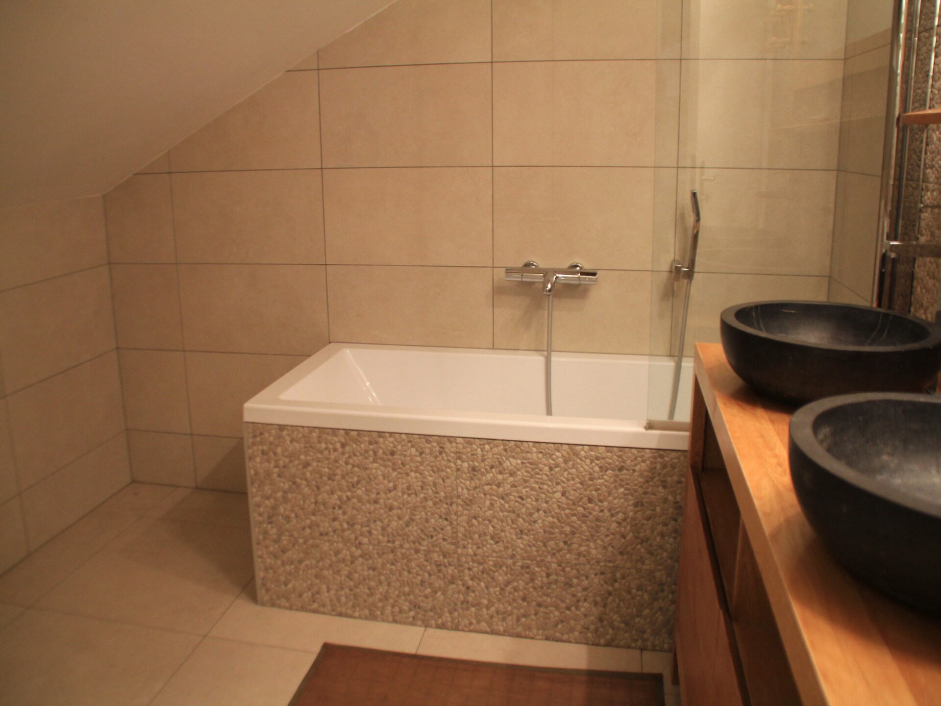 Ruim 8-persoons appartement in het hart van Châtel, vlakbij de gondel - foto 11