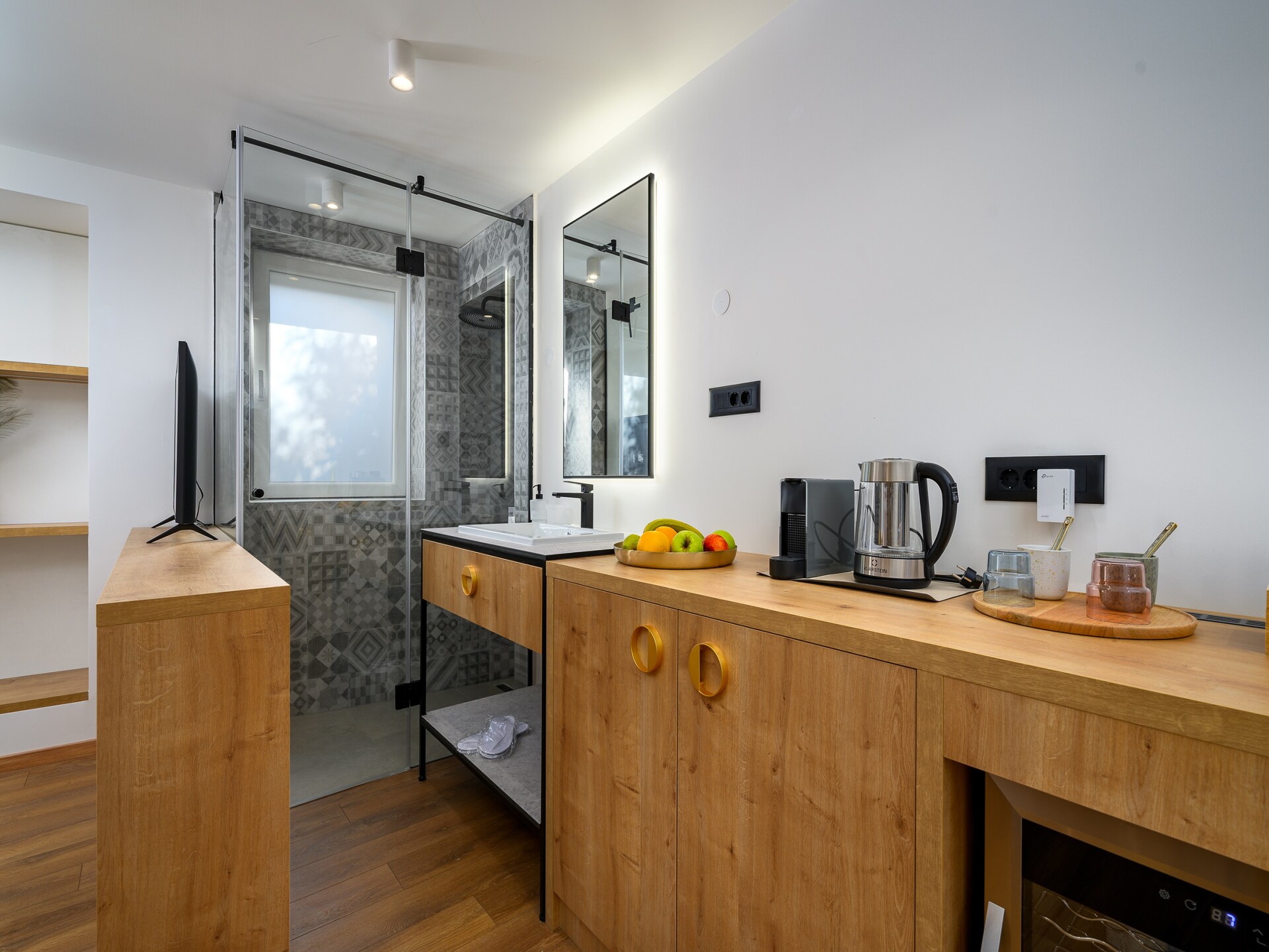 Sfeervol appartement aan het water in de oude stad van Porec - foto 9