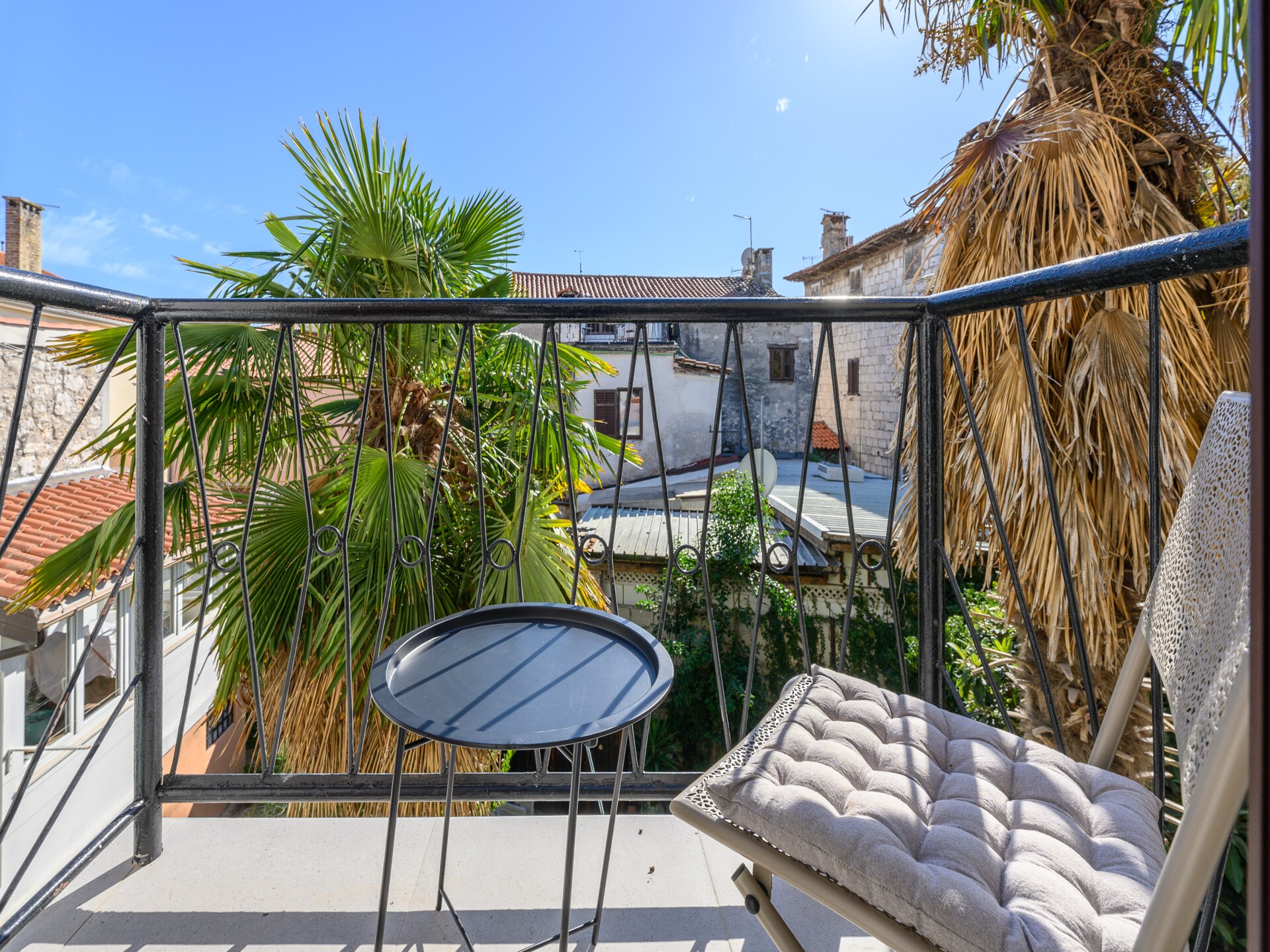 Modern studio-appartement in hartje Porec, 250 meter van het strand - foto 13