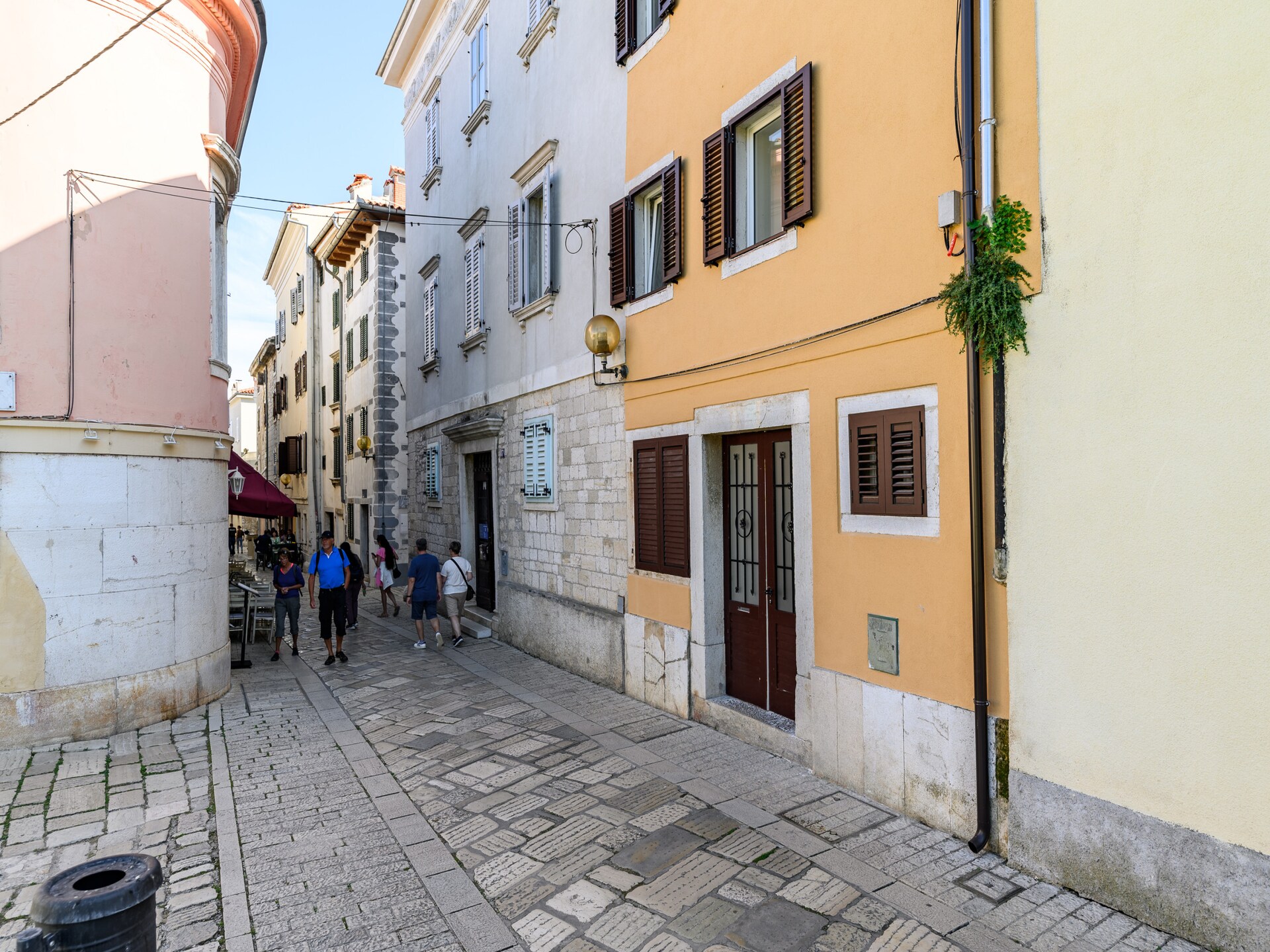 Modern studio-appartement in hartje Porec, 250 meter van het strand - foto 20