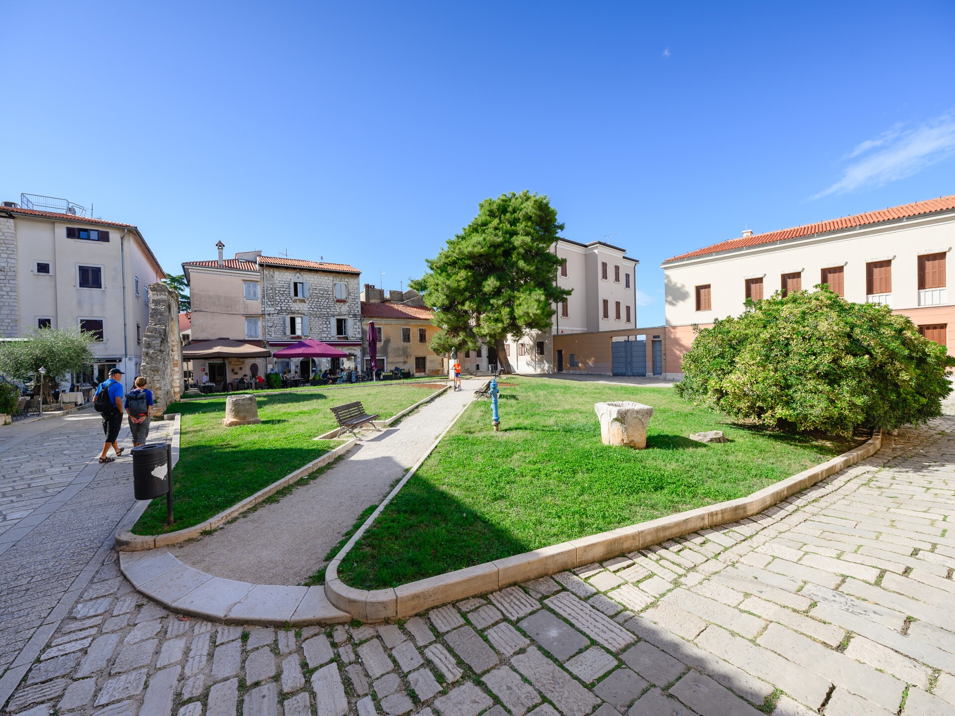 Modern studio-appartement in hartje Porec, 250 meter van het strand - foto 15