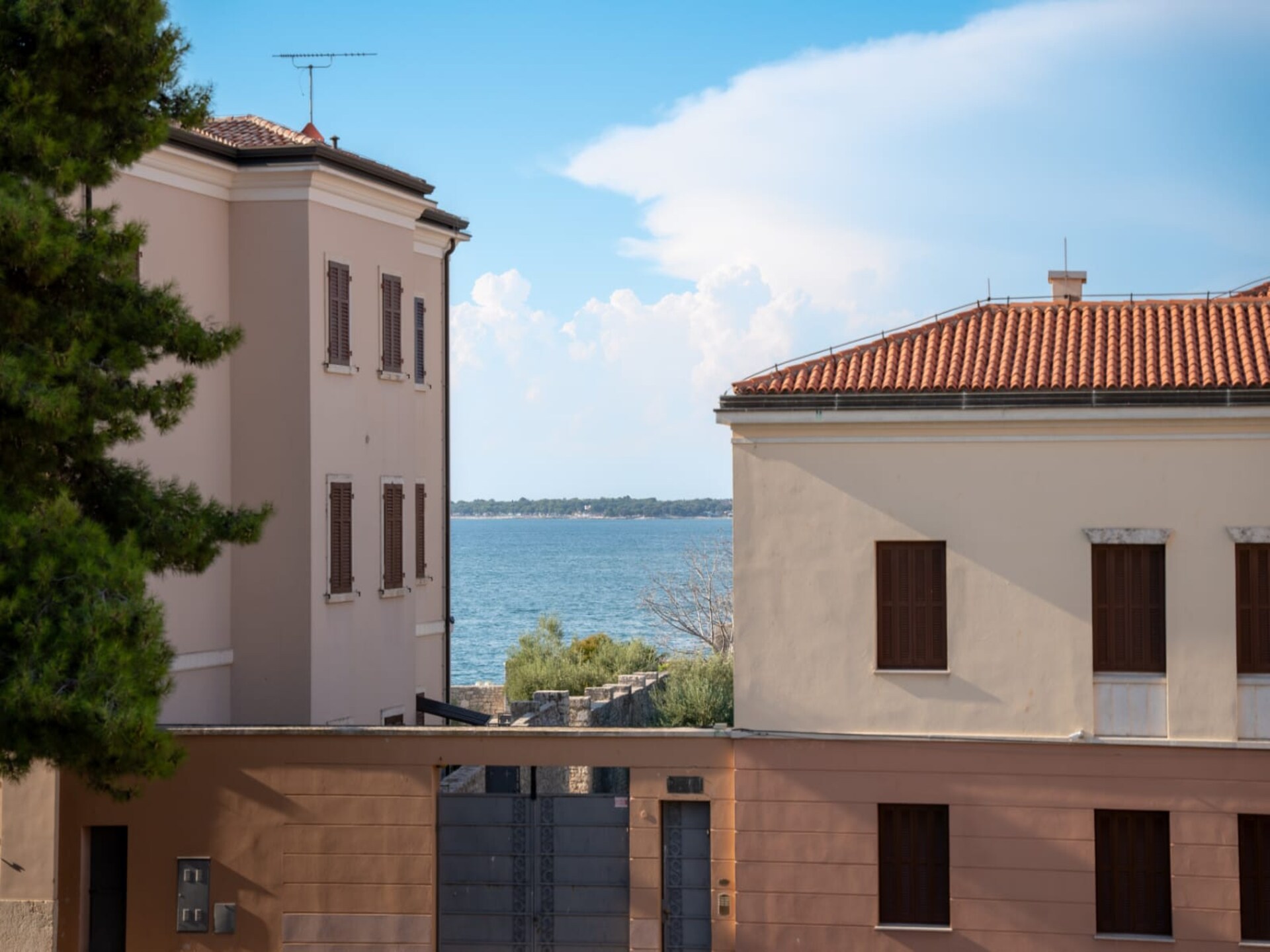 Modern studio-appartement in hartje Porec, 250 meter van het strand - foto 24