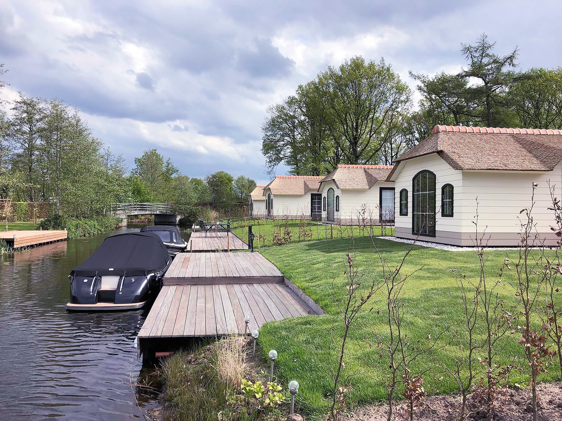 Knus boerderijchalet aan het water in Sint Nicolaasga - foto 8