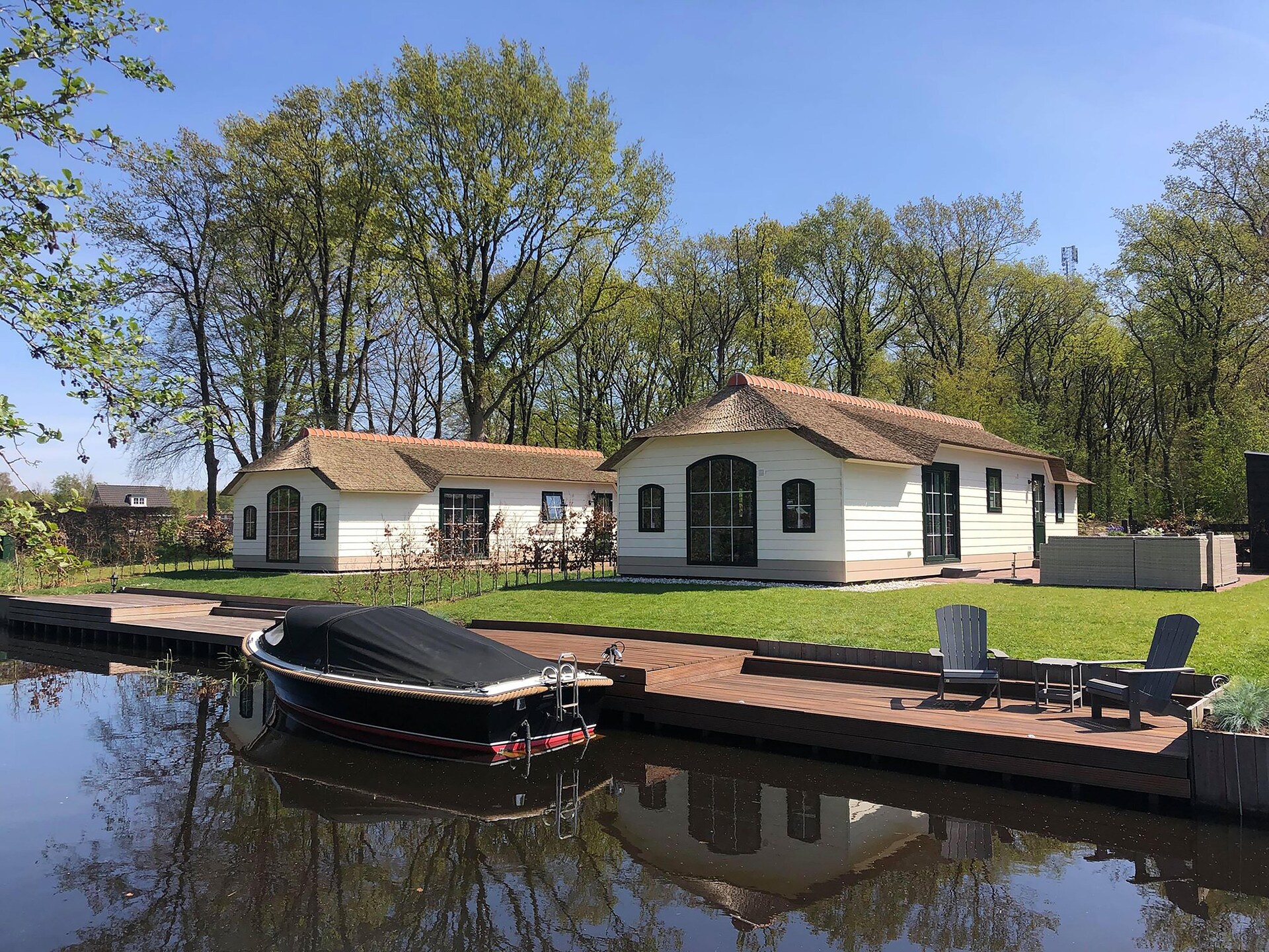 Knus boerderijchalet aan het water in Sint Nicolaasga - foto 9