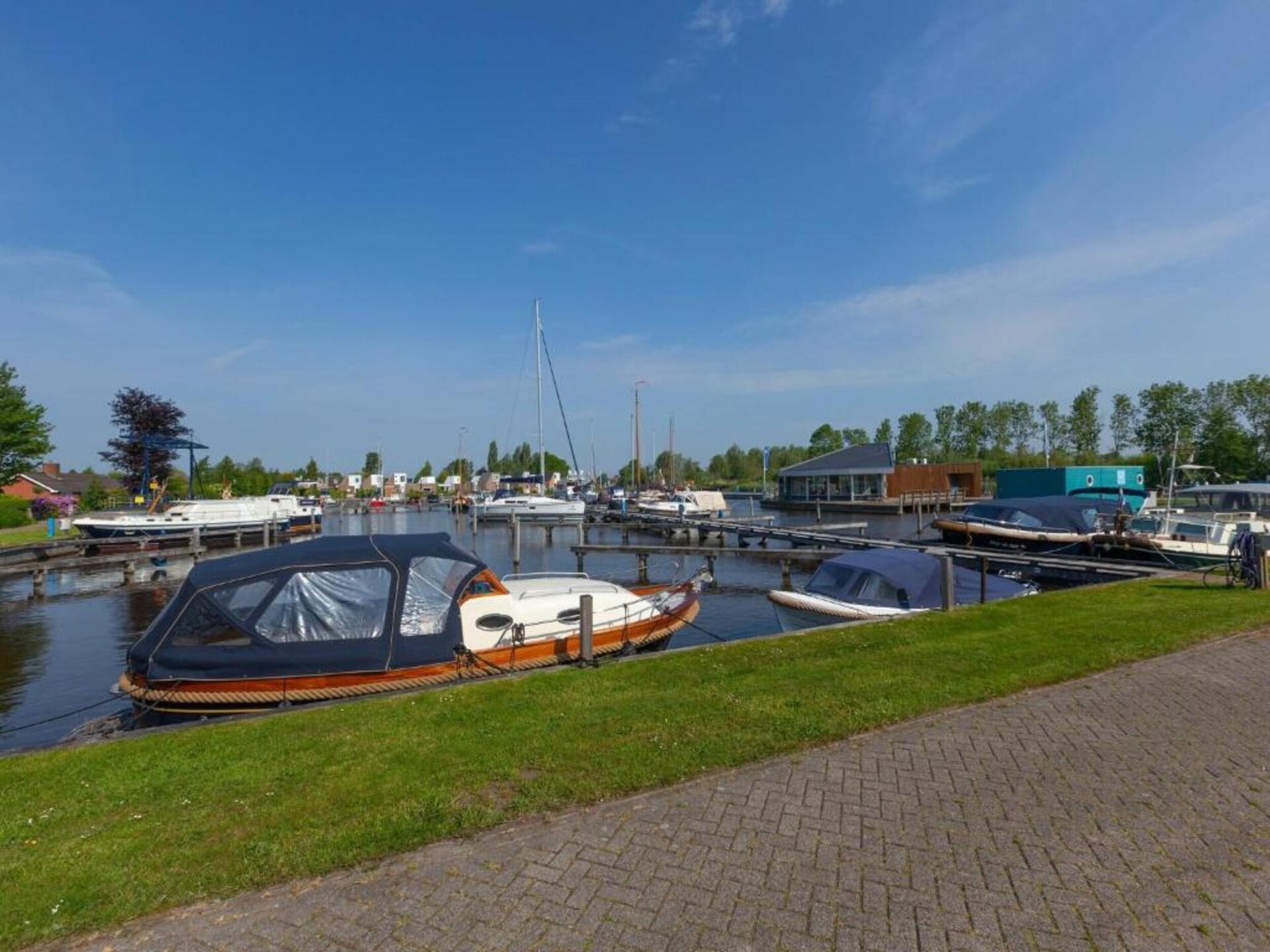Boerderijchalet aan het Sneekermeer | 3 slaapkamers, eigen aanlegsteiger - foto 25