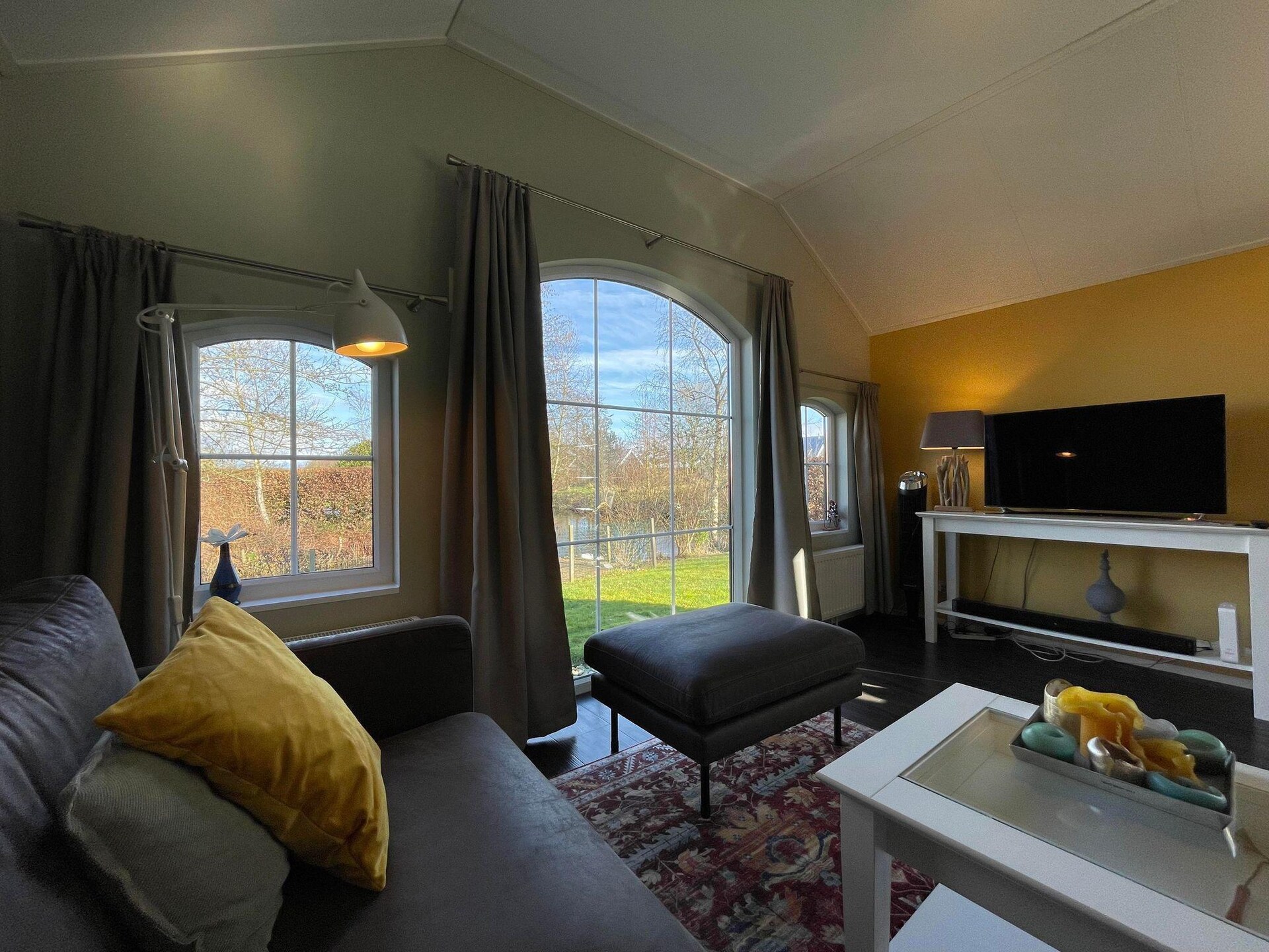 Gelijkvloers boerderijchalet met aanlegsteiger aan Friese meren - foto 5