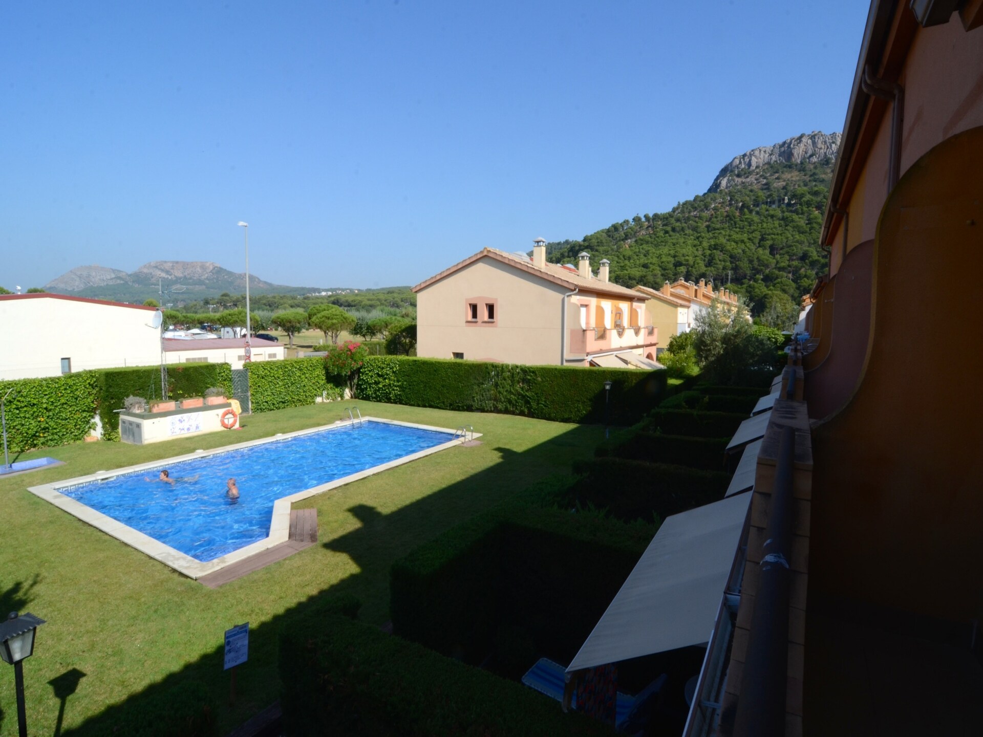Knus vakantiehuis aan de Costa Brava met gemeenschappelijk zwembad - foto 7