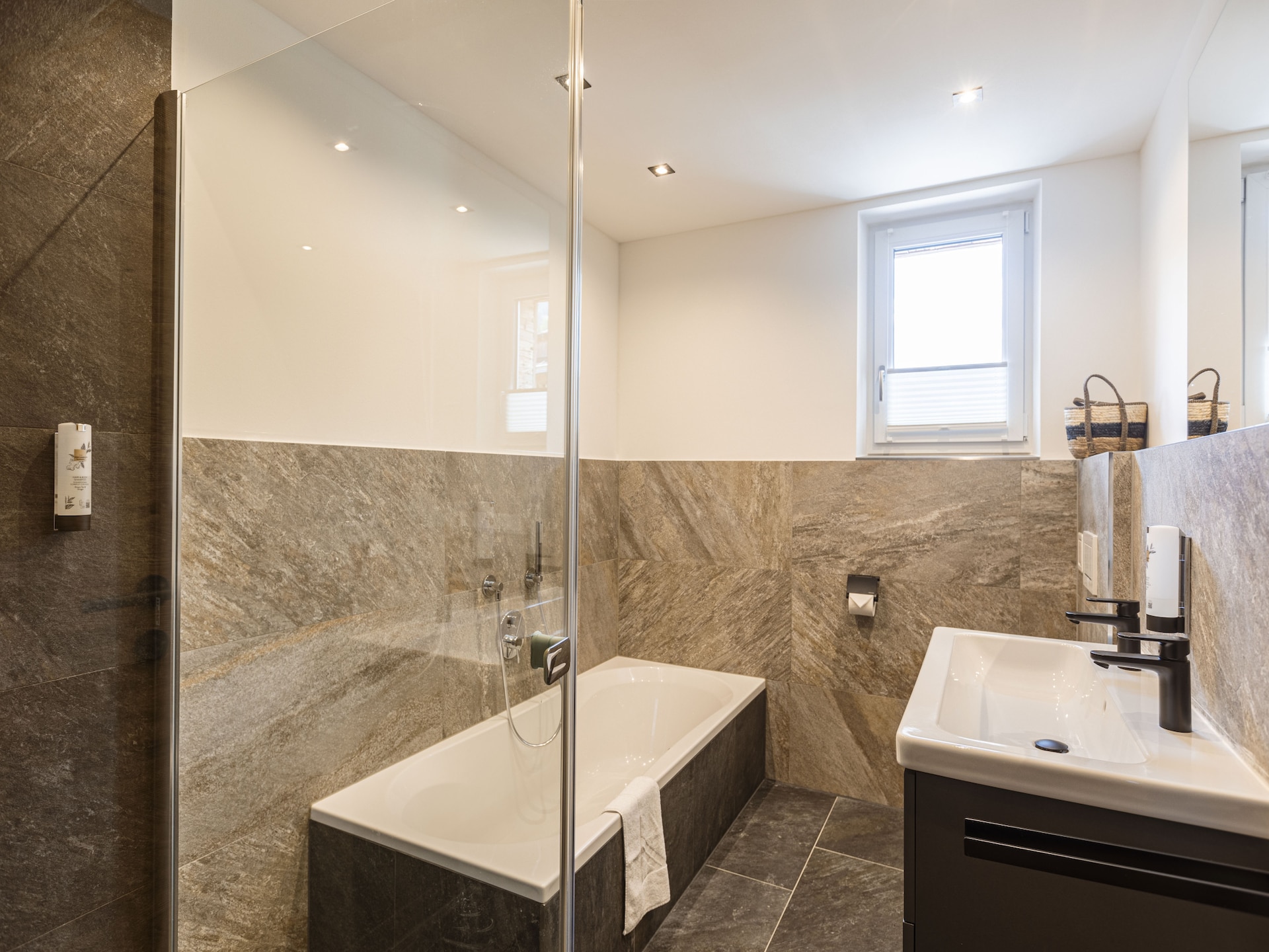 7-persoons appartement aan de piste in centrum Lermoos - foto 10