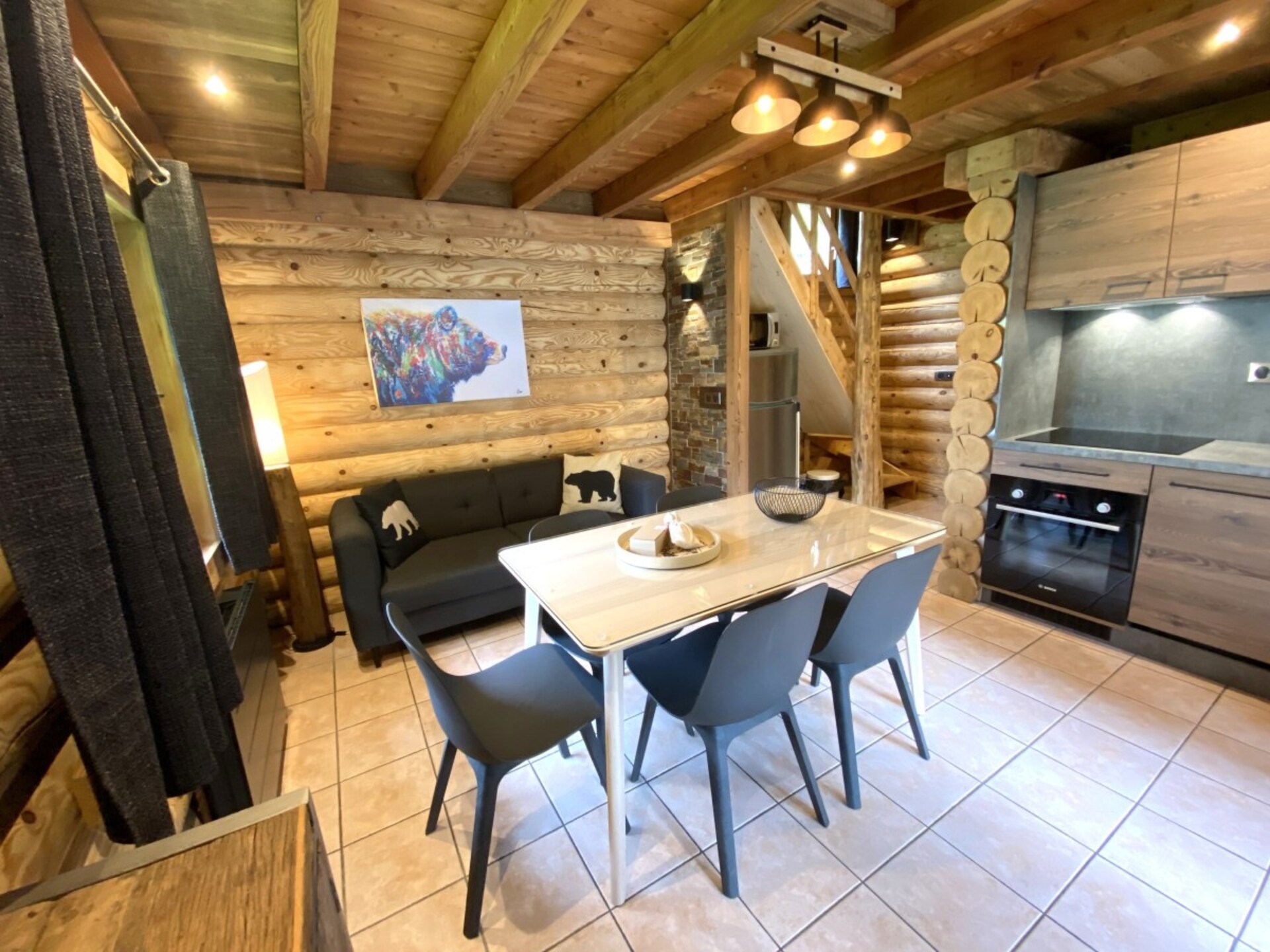 Authentiek blokhut chalet aan de rivier met uitzicht op de bergen - foto 2