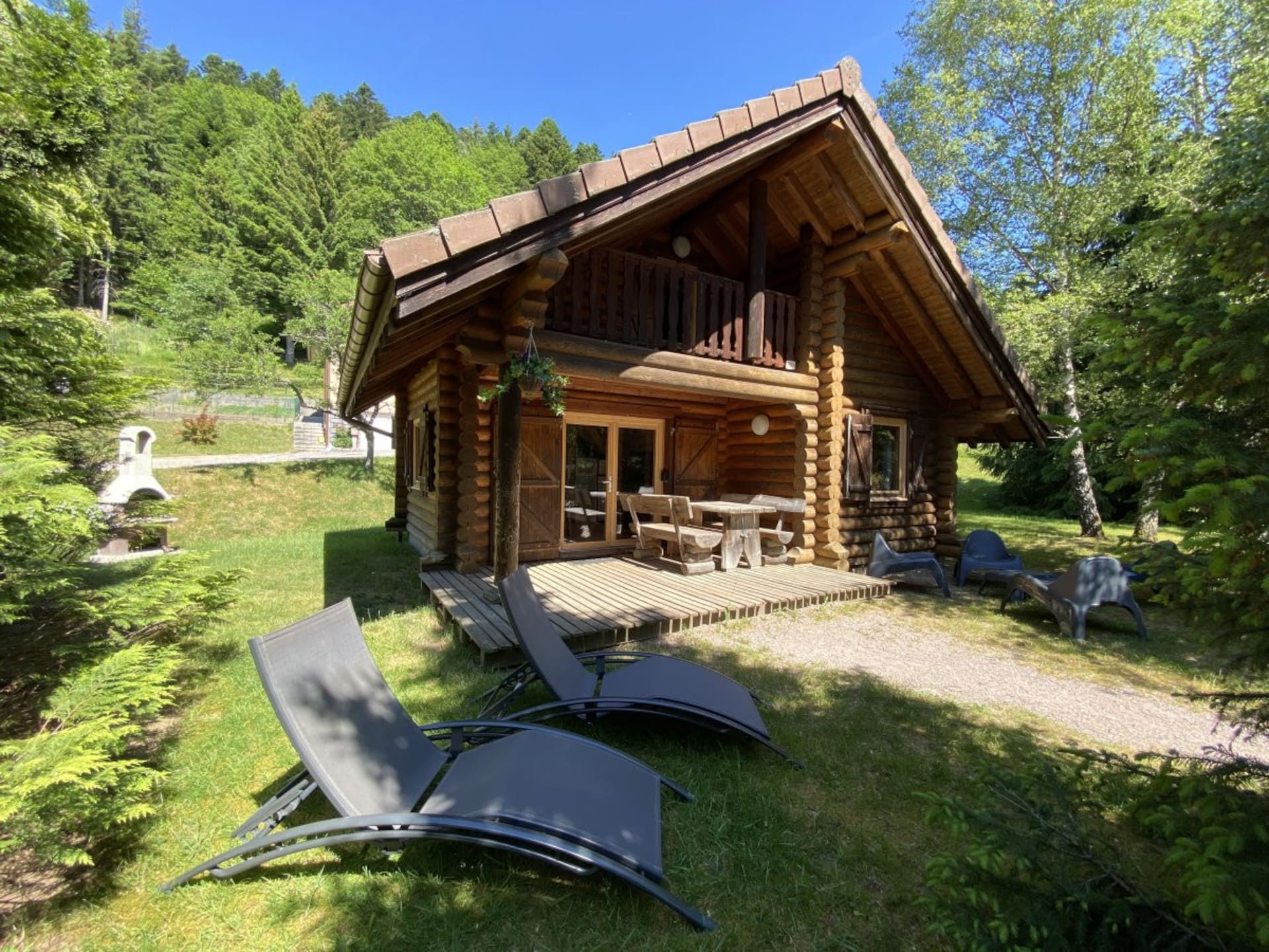Authentiek blokhut chalet aan de rivier met uitzicht op de bergen - foto 22
