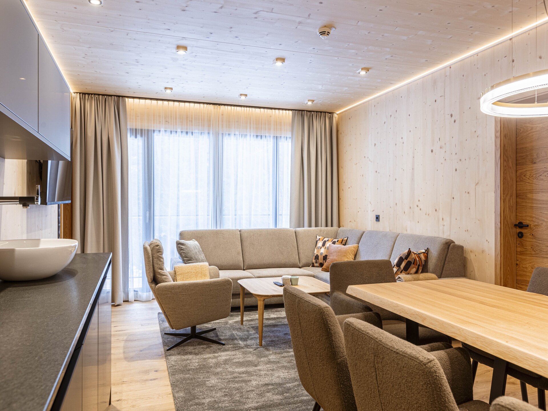 Luxe 88m² suite in Saalbach met ski-in/ski-out, privésauna en buitenzwembad - foto 6