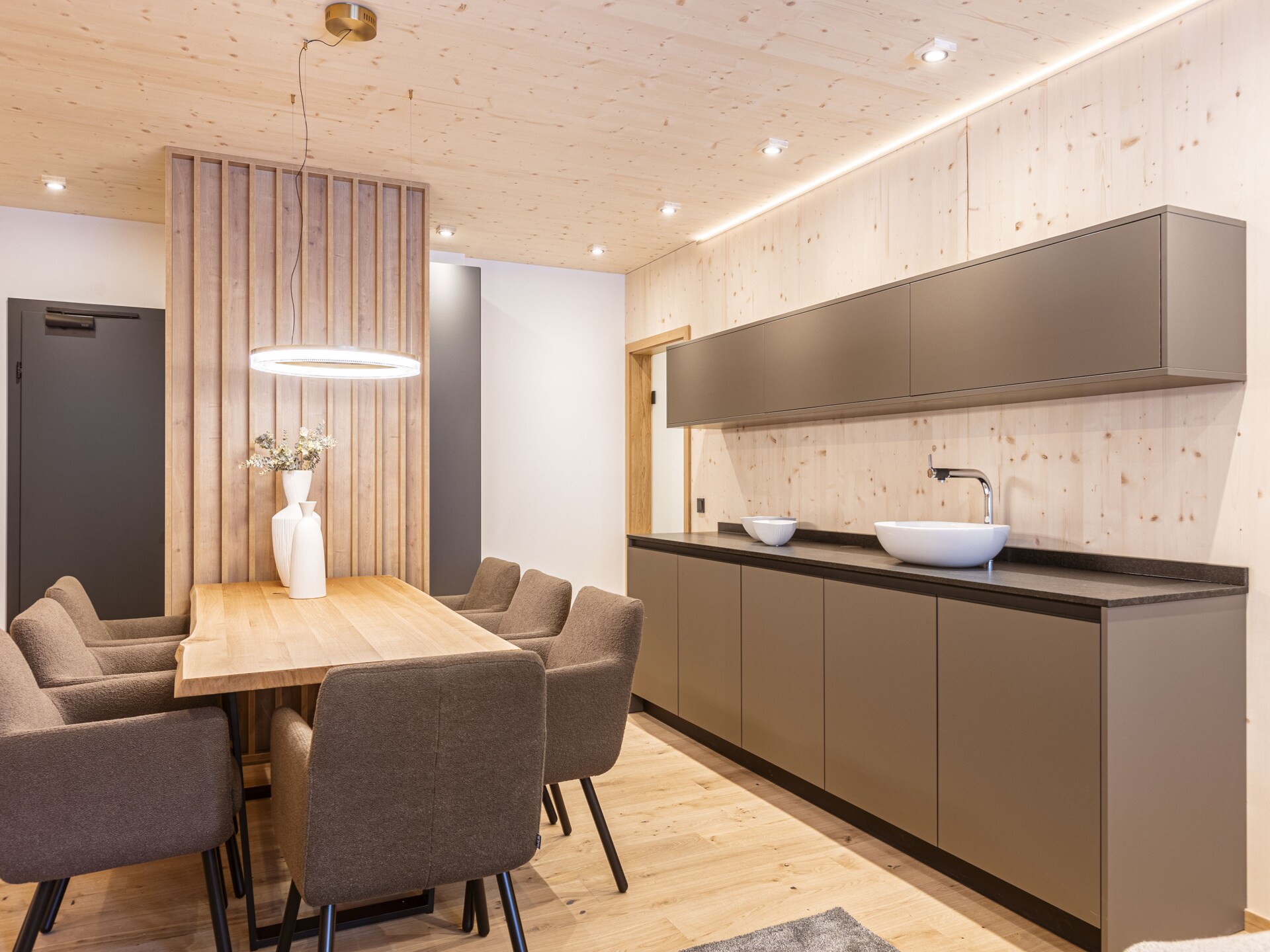 Luxe 88m² suite in Saalbach met ski-in/ski-out, privésauna en buitenzwembad - foto 4