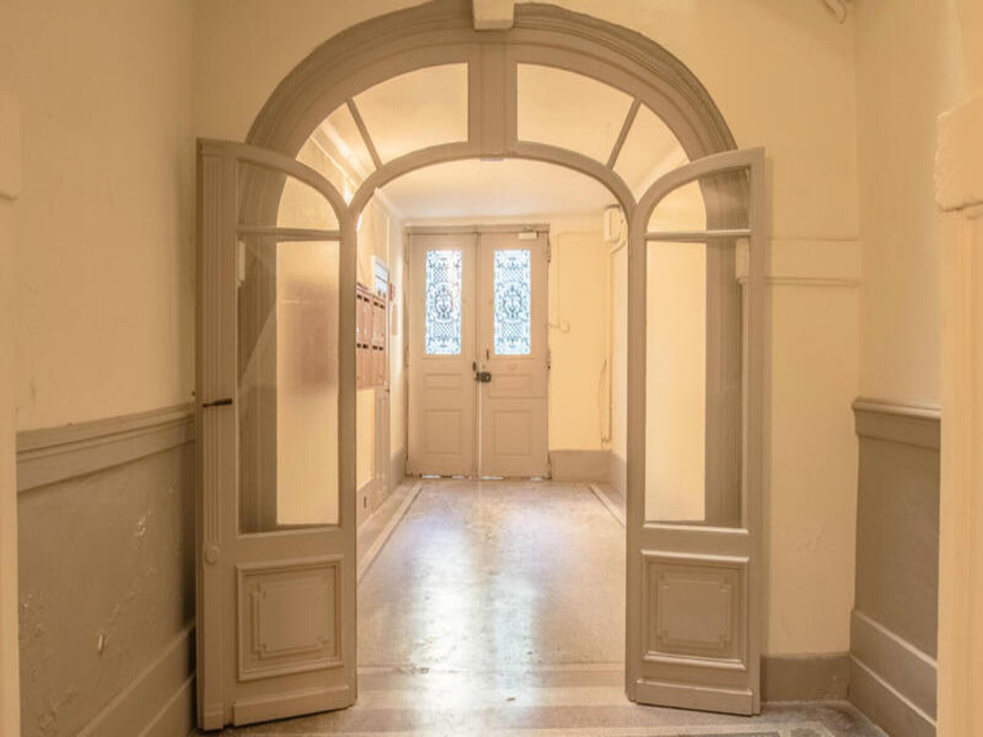 Authentiek bourgeois-appartement aan Place de la Canourgue, Montpellier - foto 7