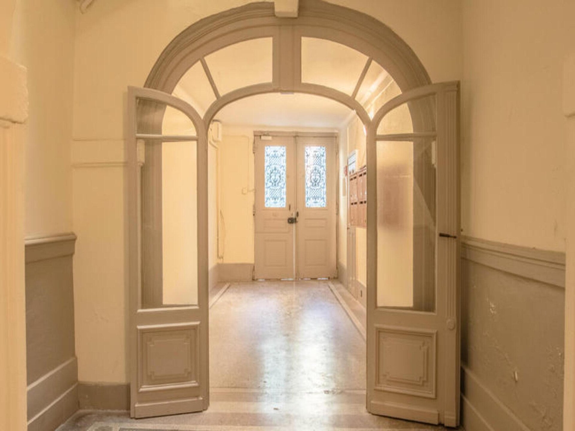 Authentiek bourgeois-appartement aan Place de la Canourgue, Montpellier - foto 8