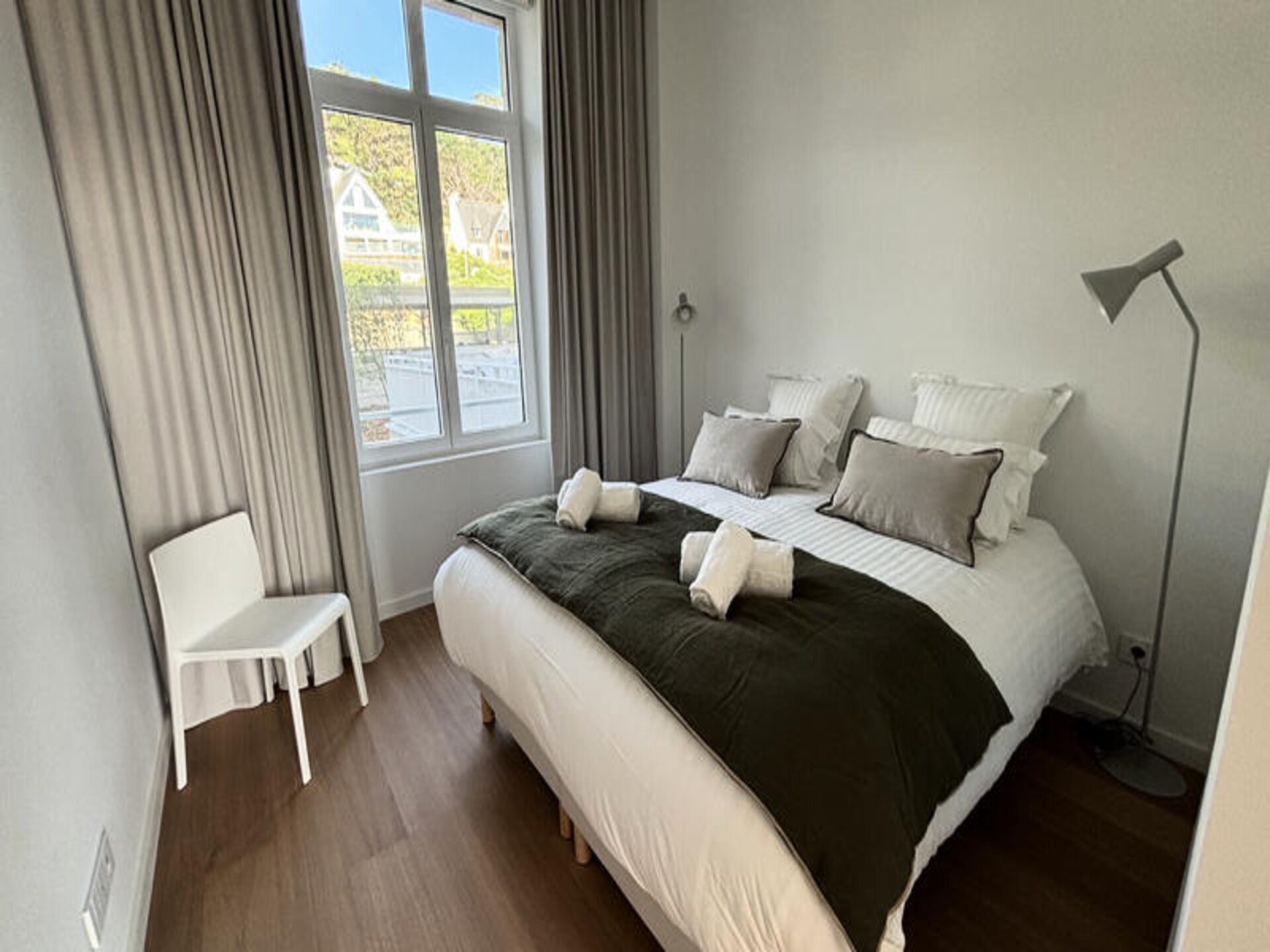 Rouzic: luxe appartement aan zee in Trébeurden met zwembad en terras - foto 24