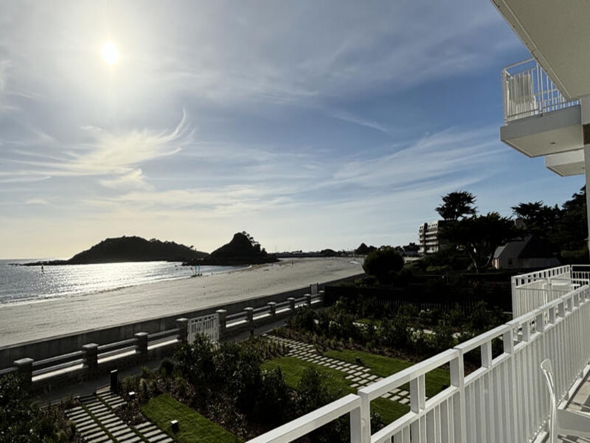 Rouzic: luxe appartement aan zee in Trébeurden met zwembad en terras - foto 25