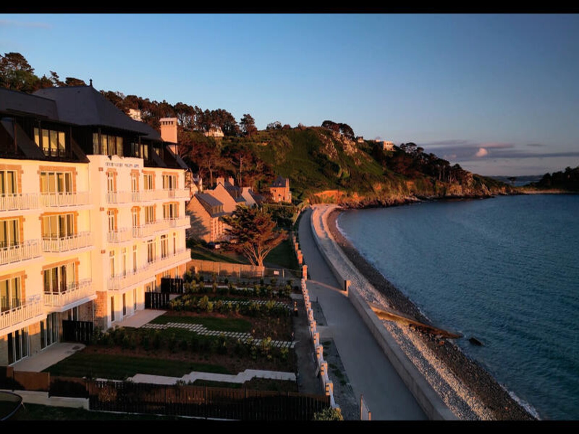 Appartement aan zee in Trebeurden met privétuin en uitzicht op strand Tresmeur - foto 17