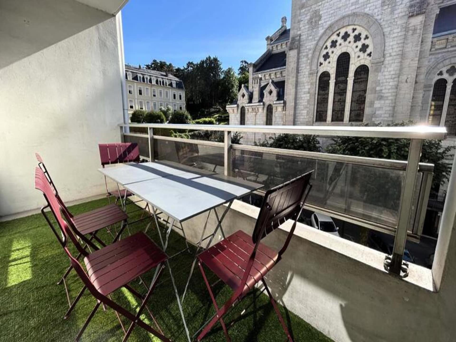 Gerenoveerd 2-kamerappartement met balkon en garage in Aix-les-Bains - foto 26