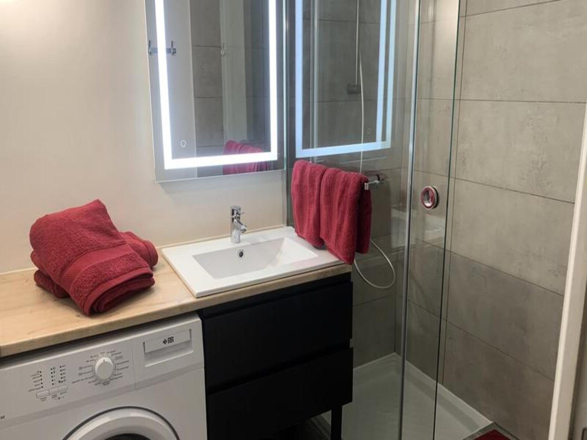 Gerenoveerd 2-kamerappartement met balkon en garage in Aix-les-Bains - foto 25