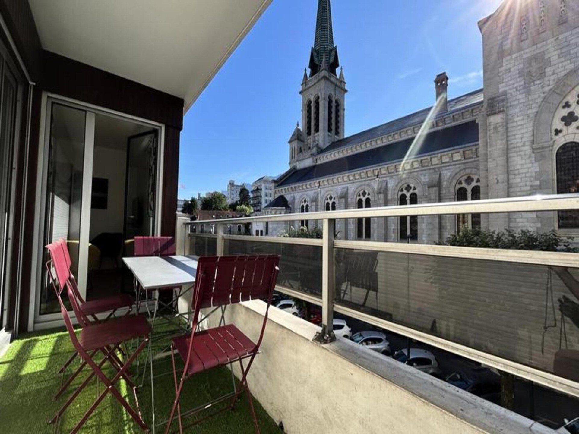 Gerenoveerd 2-kamerappartement met balkon en garage in Aix-les-Bains - foto 28