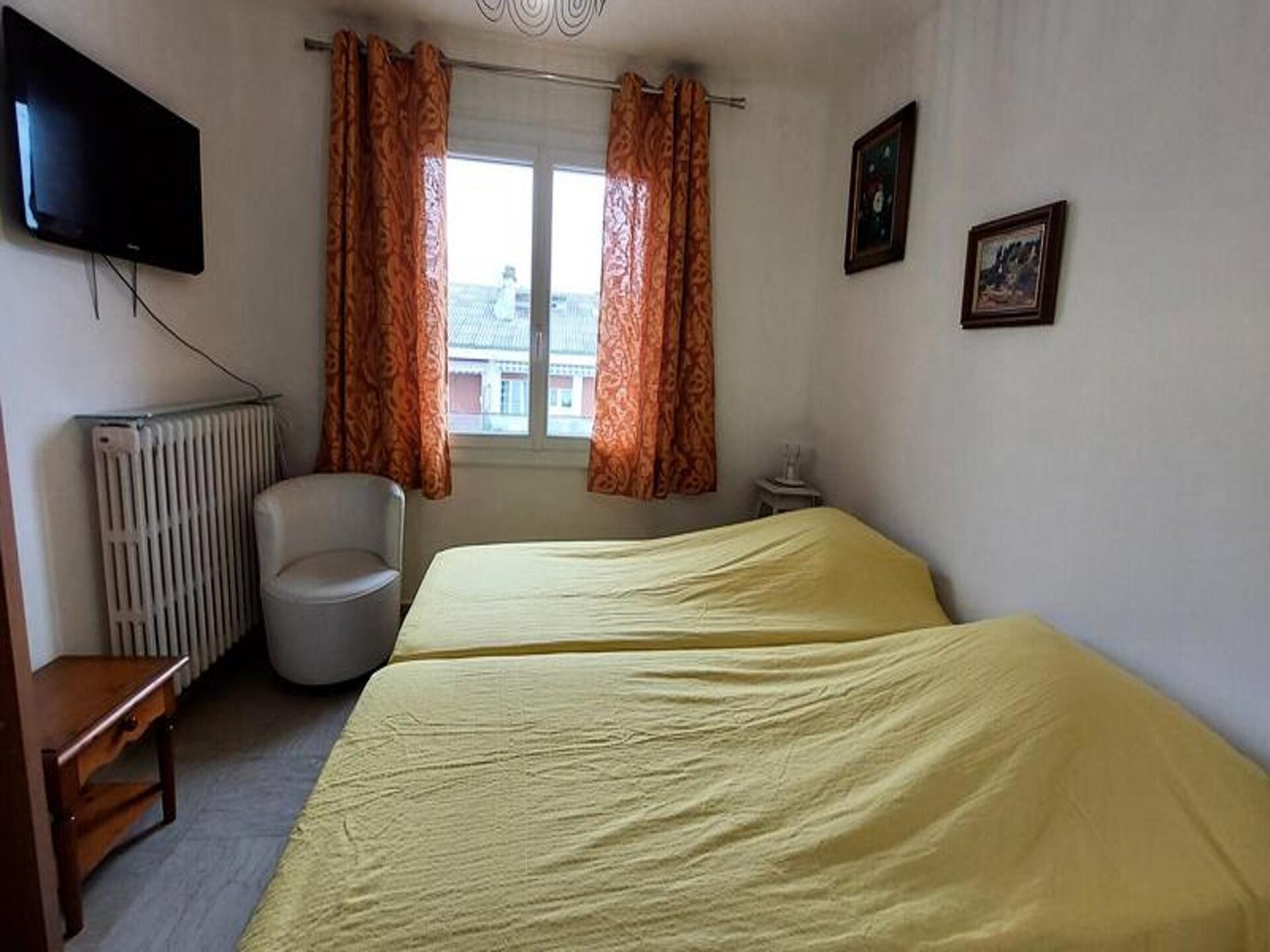 Licht appartement met groot balkon in het hart van Aix-les-Bains - foto 19