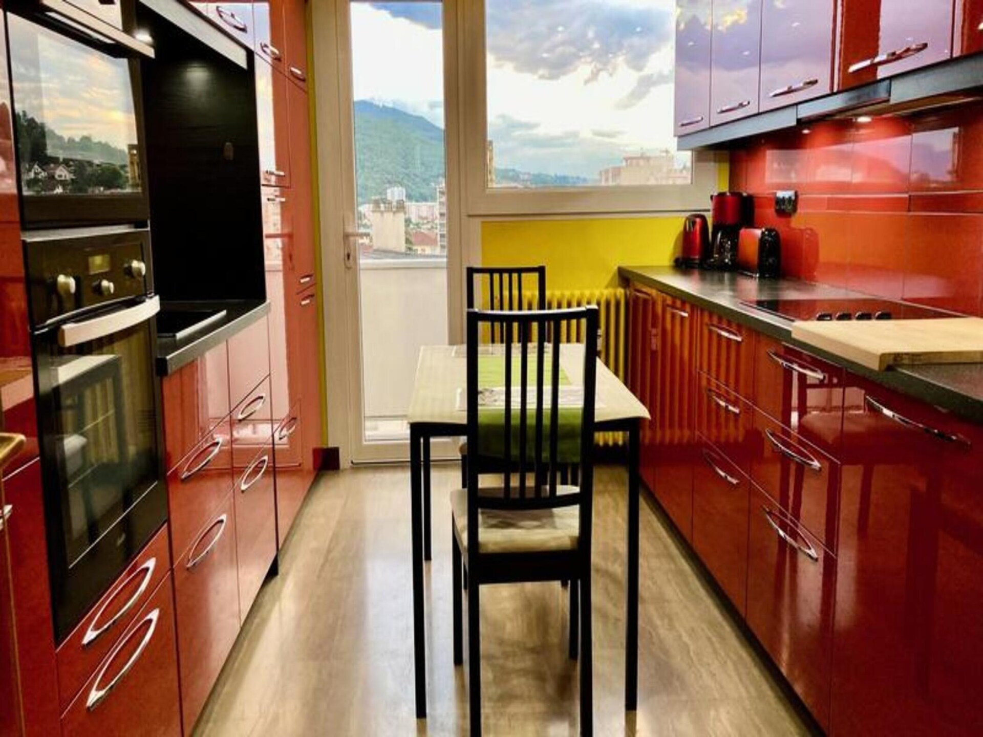 Stijlvol 2-kamerappartement met groot balkon in centrum Aix-les-Bains - foto 9