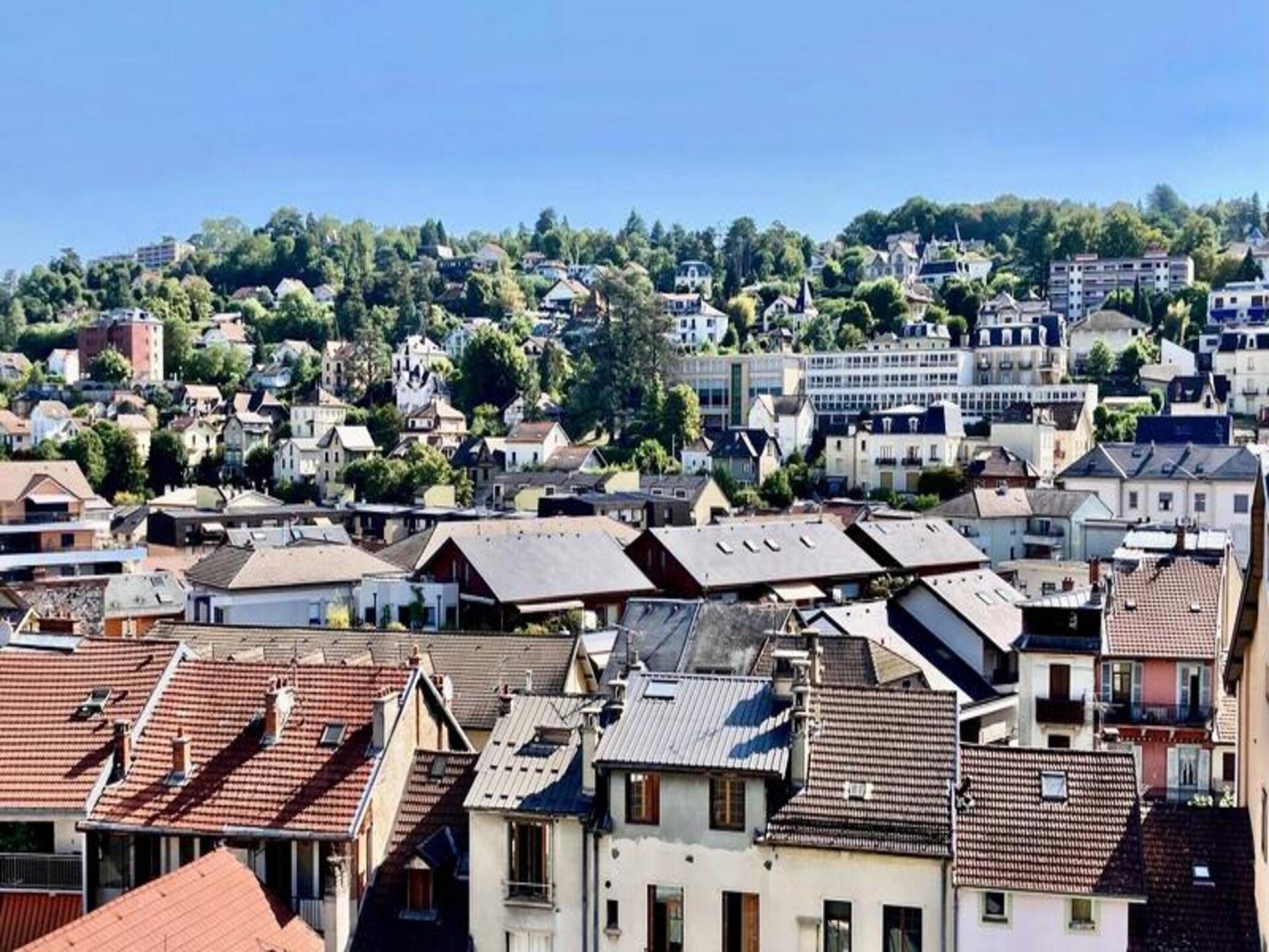 Stijlvol 2-kamerappartement met groot balkon in centrum Aix-les-Bains - foto 25