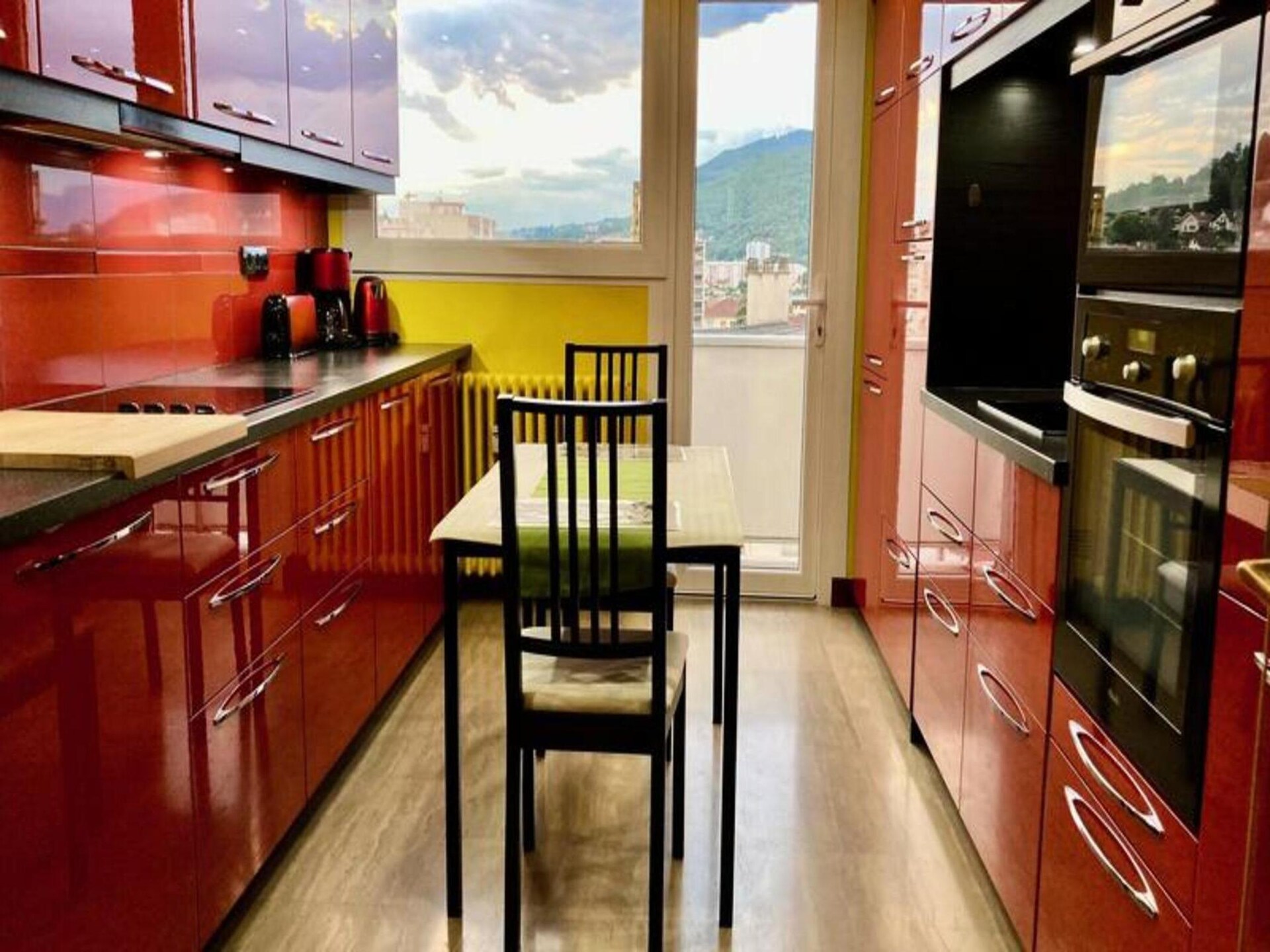 Stijlvol 2-kamerappartement met groot balkon in centrum Aix-les-Bains - foto 4
