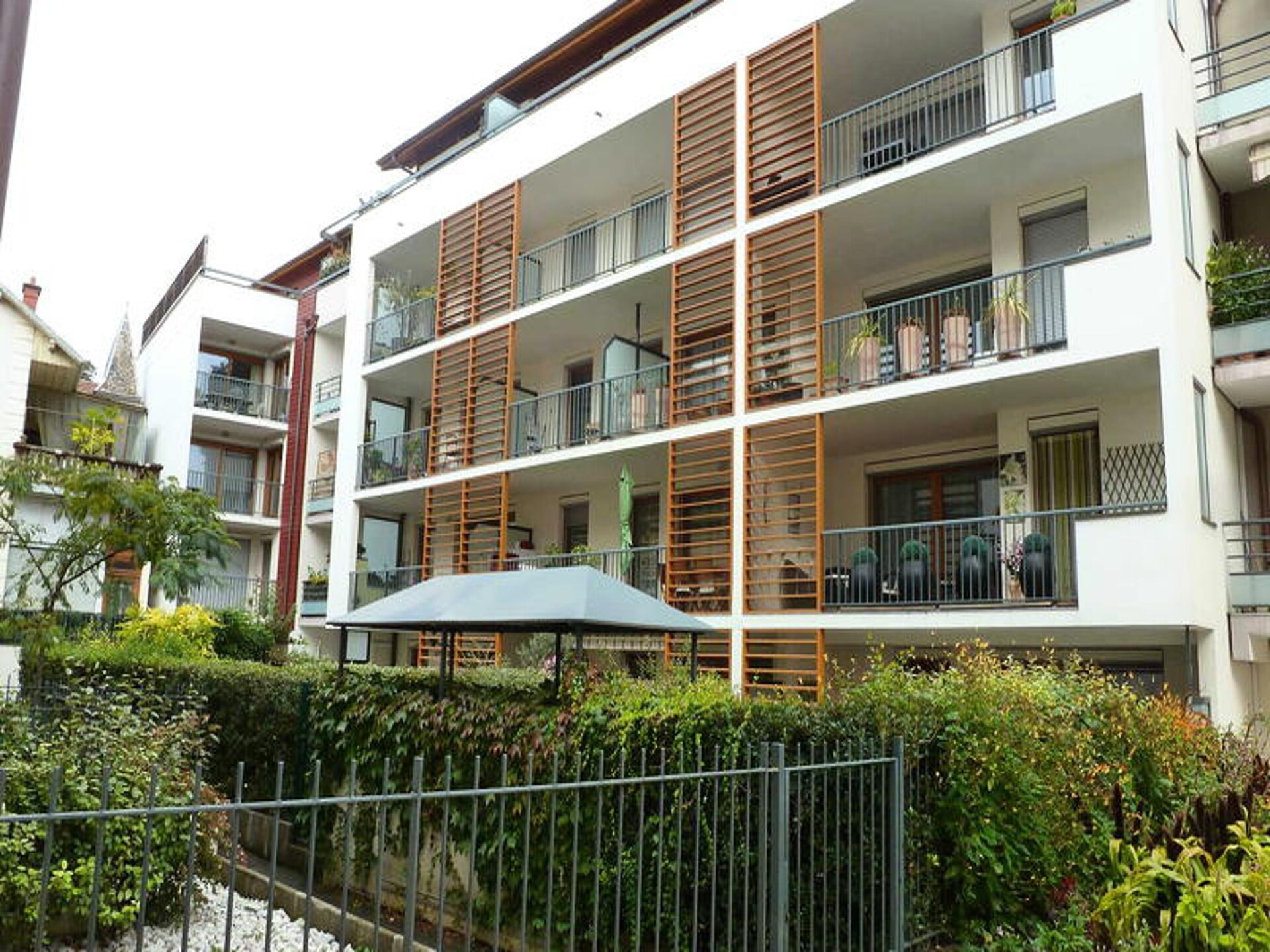 Licht 2-kamerappartement met zonnig terras en privégarage in hartje Aix-les-Bains - foto 1
