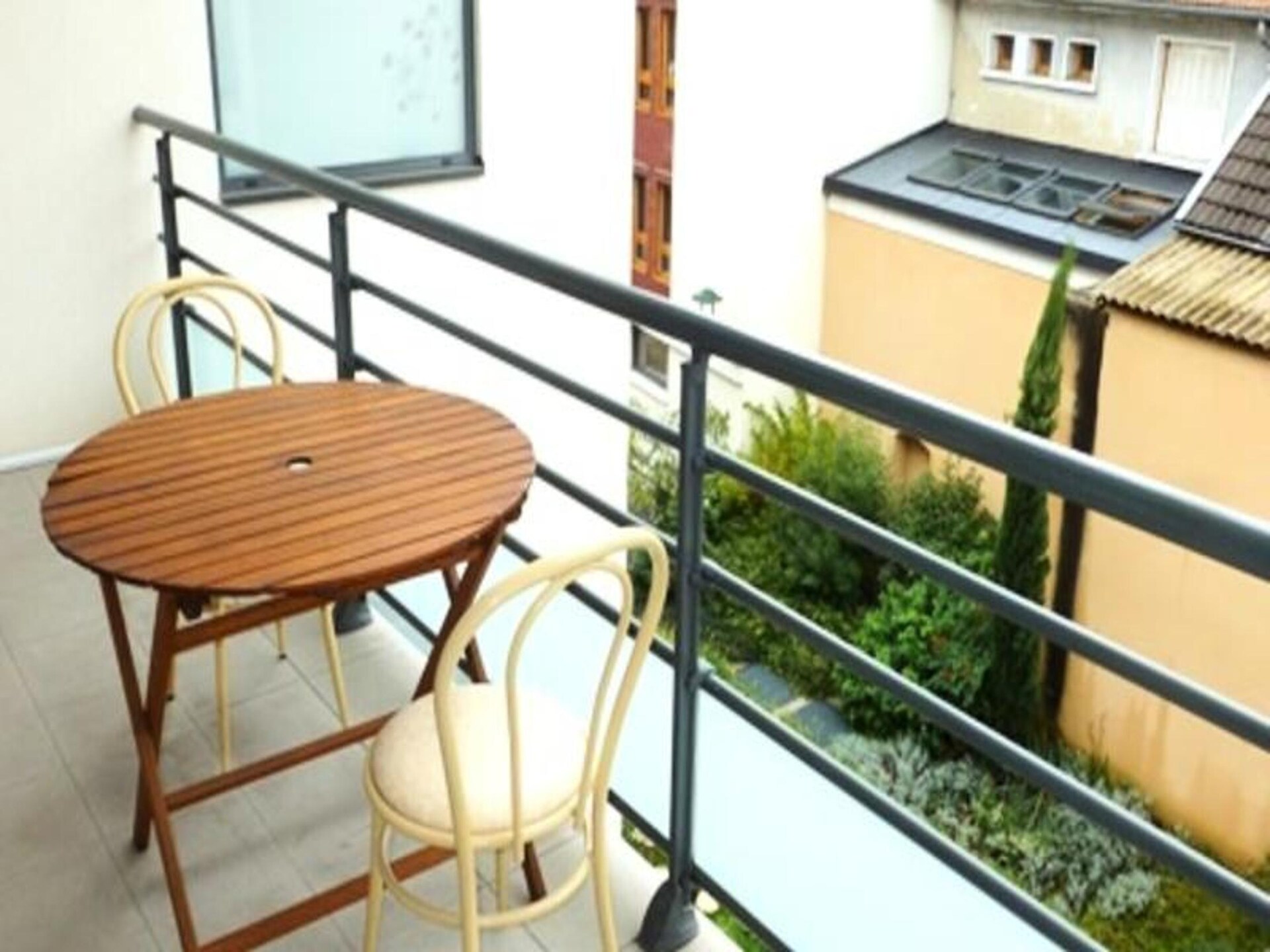 Licht 2-kamerappartement met zonnig terras en privégarage in hartje Aix-les-Bains - foto 8