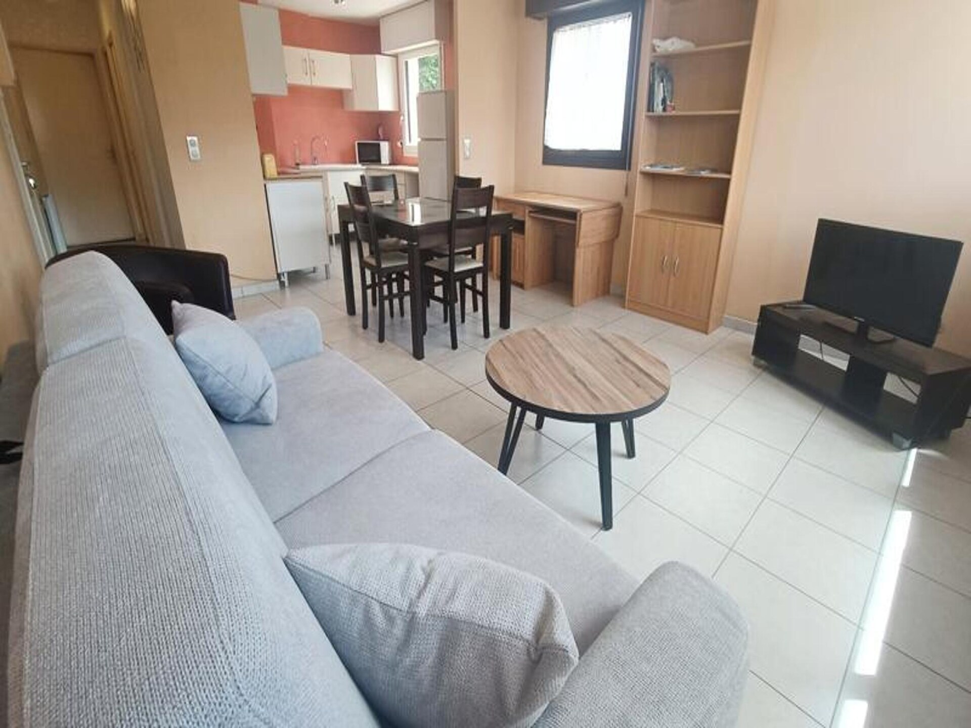 Licht 2-kamerappartement met parkeerplaats, op loopafstand van de thermen - foto 13