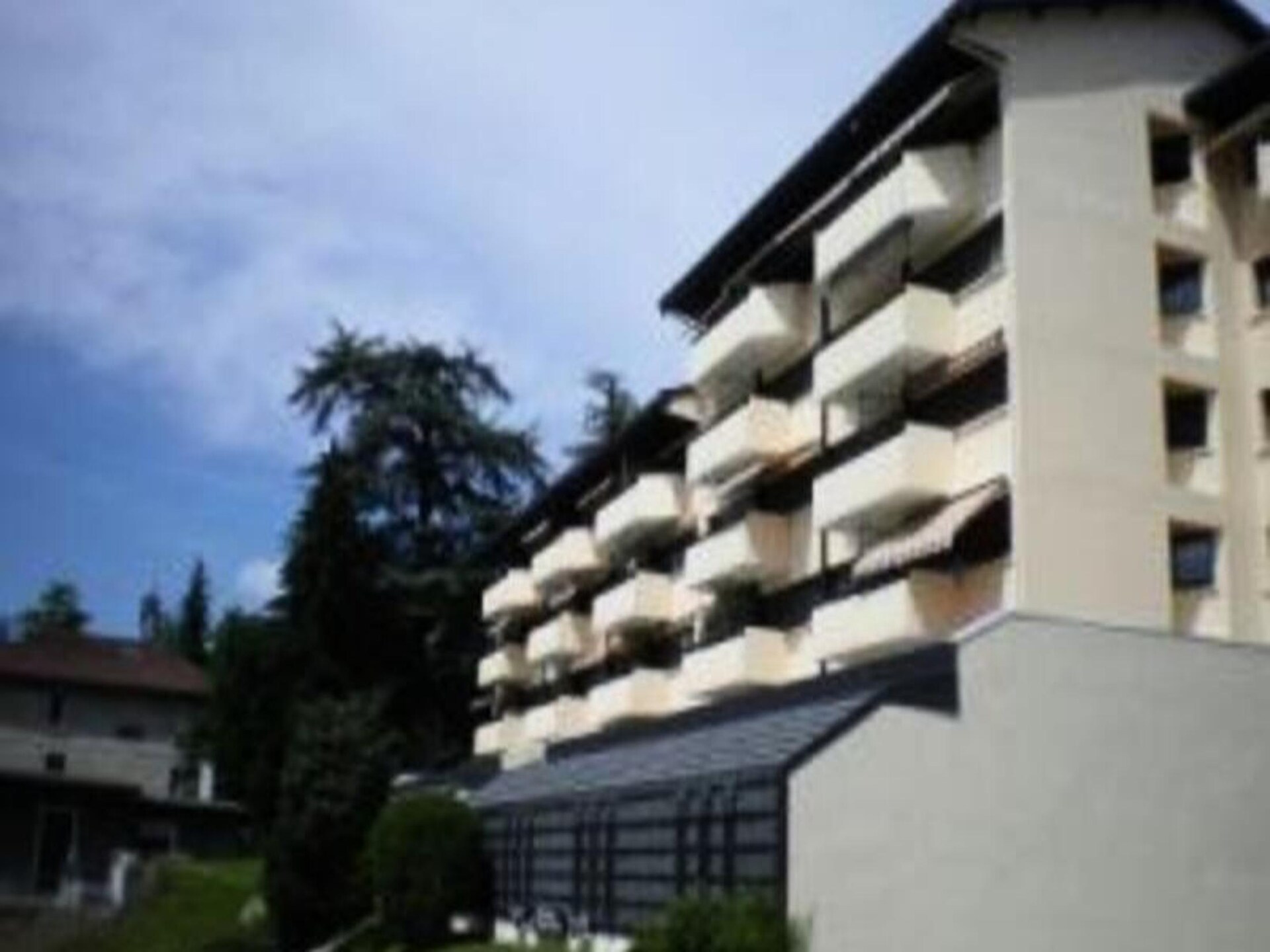 Licht 2-kamerappartement met parkeerplaats, op loopafstand van de thermen - foto 23