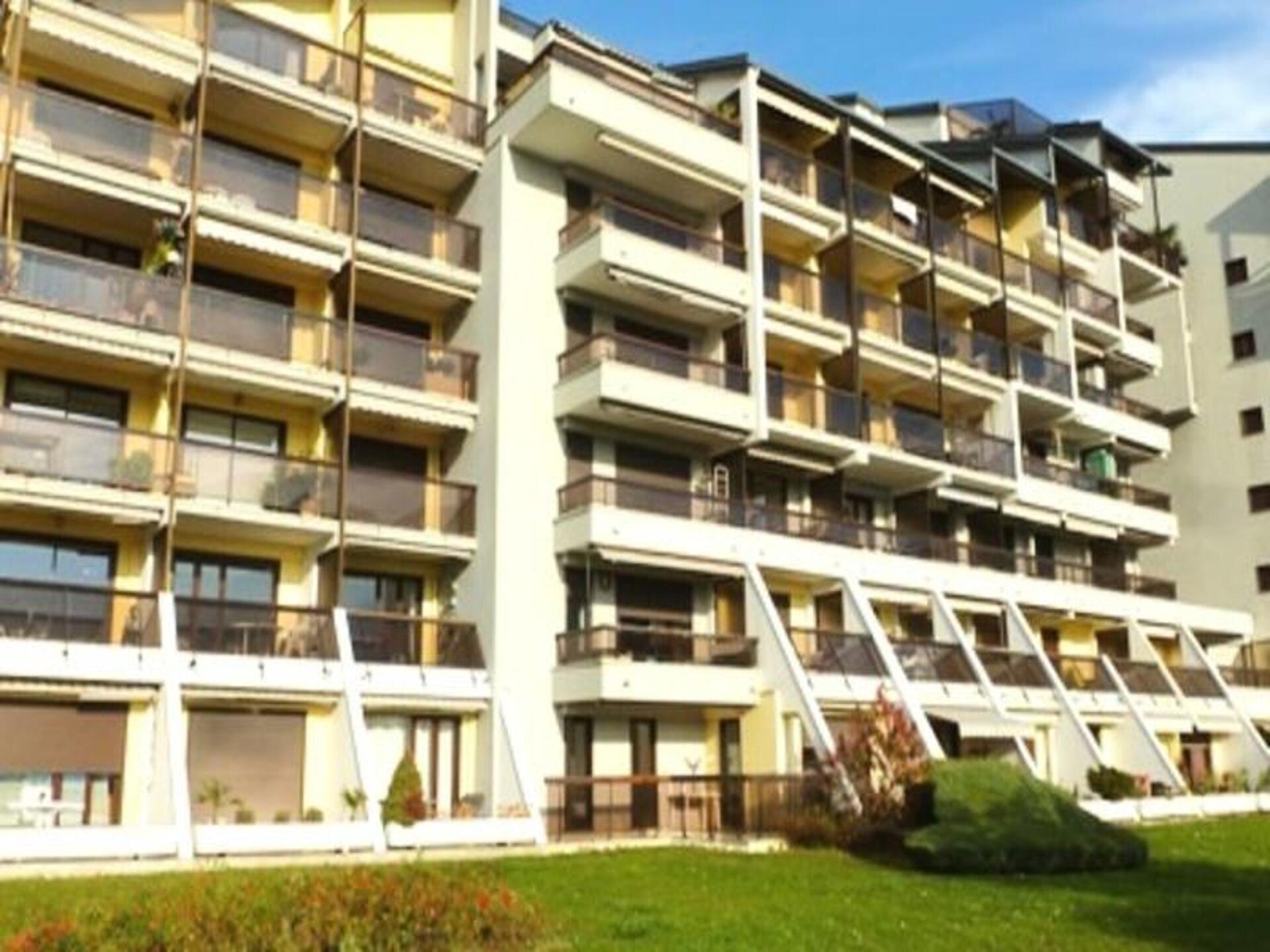 Licht appartement aan het Meer van Bourget met panoramisch uitzicht - foto 1