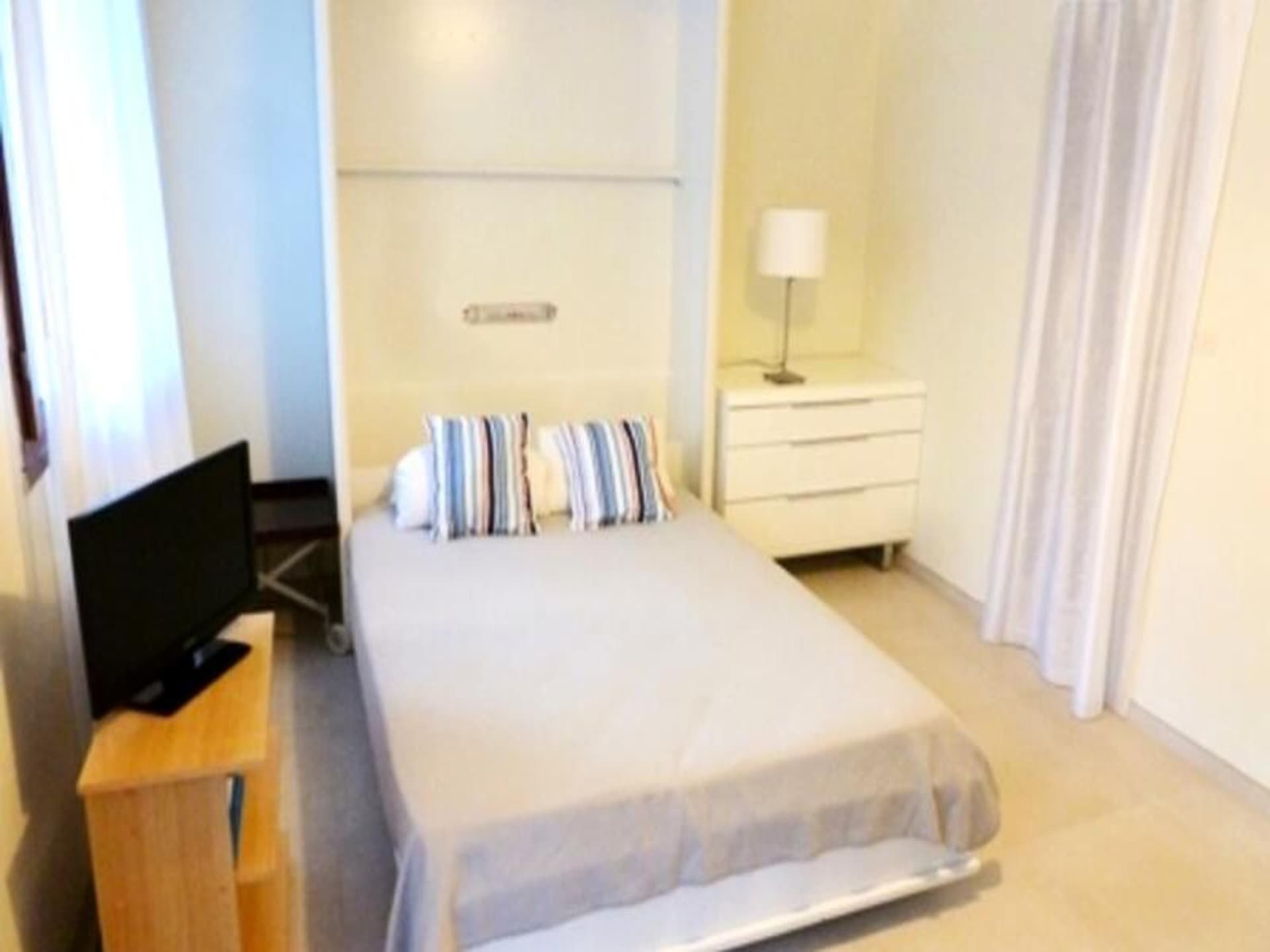Licht studio-appartement met balkon, vlakbij thermale baden en het meer van Bourget - foto 17