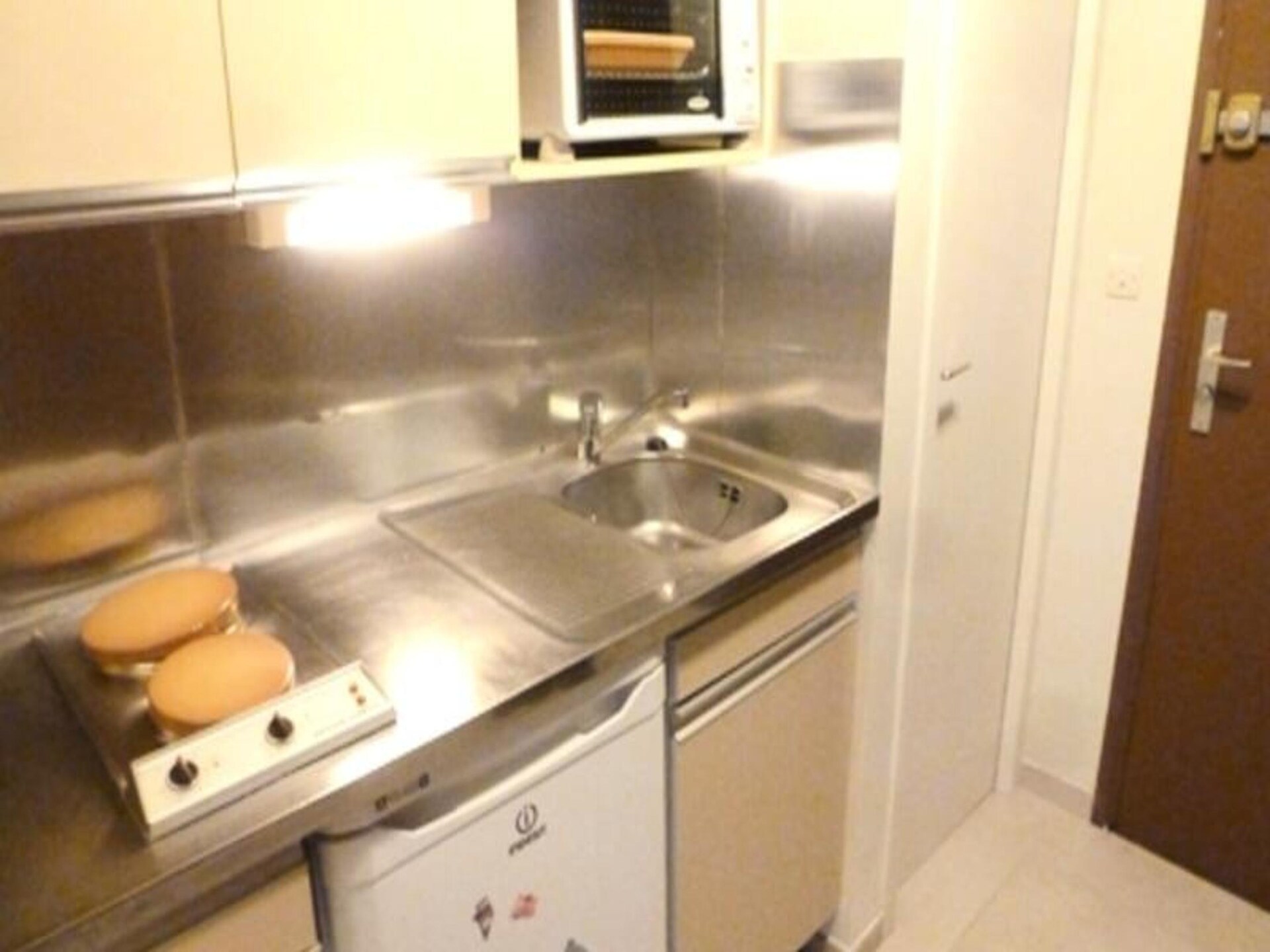 Licht studio-appartement met balkon, vlakbij thermale baden en het meer van Bourget - foto 16