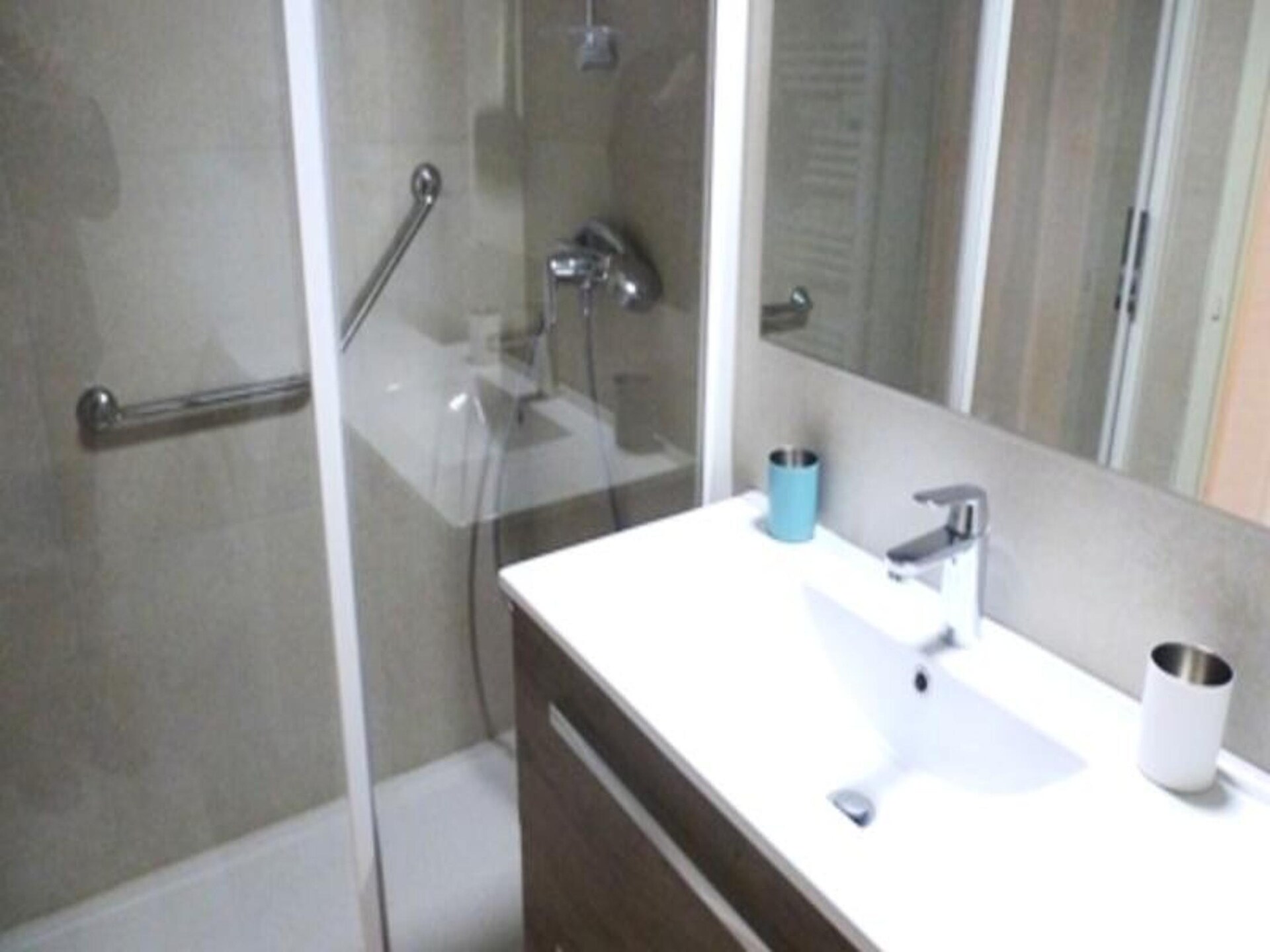 Licht studio-appartement met balkon, vlakbij thermale baden en het meer van Bourget - foto 18