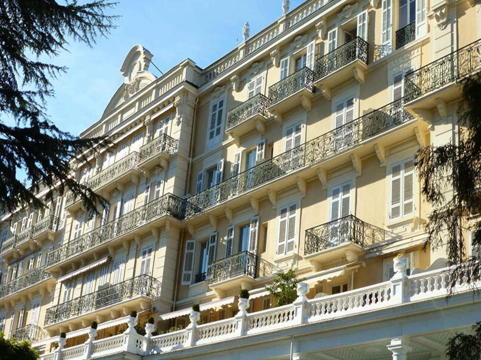 Résidence Le Splendide: Charmant appartement met parkzicht in Aix-les-Bains - foto 22
