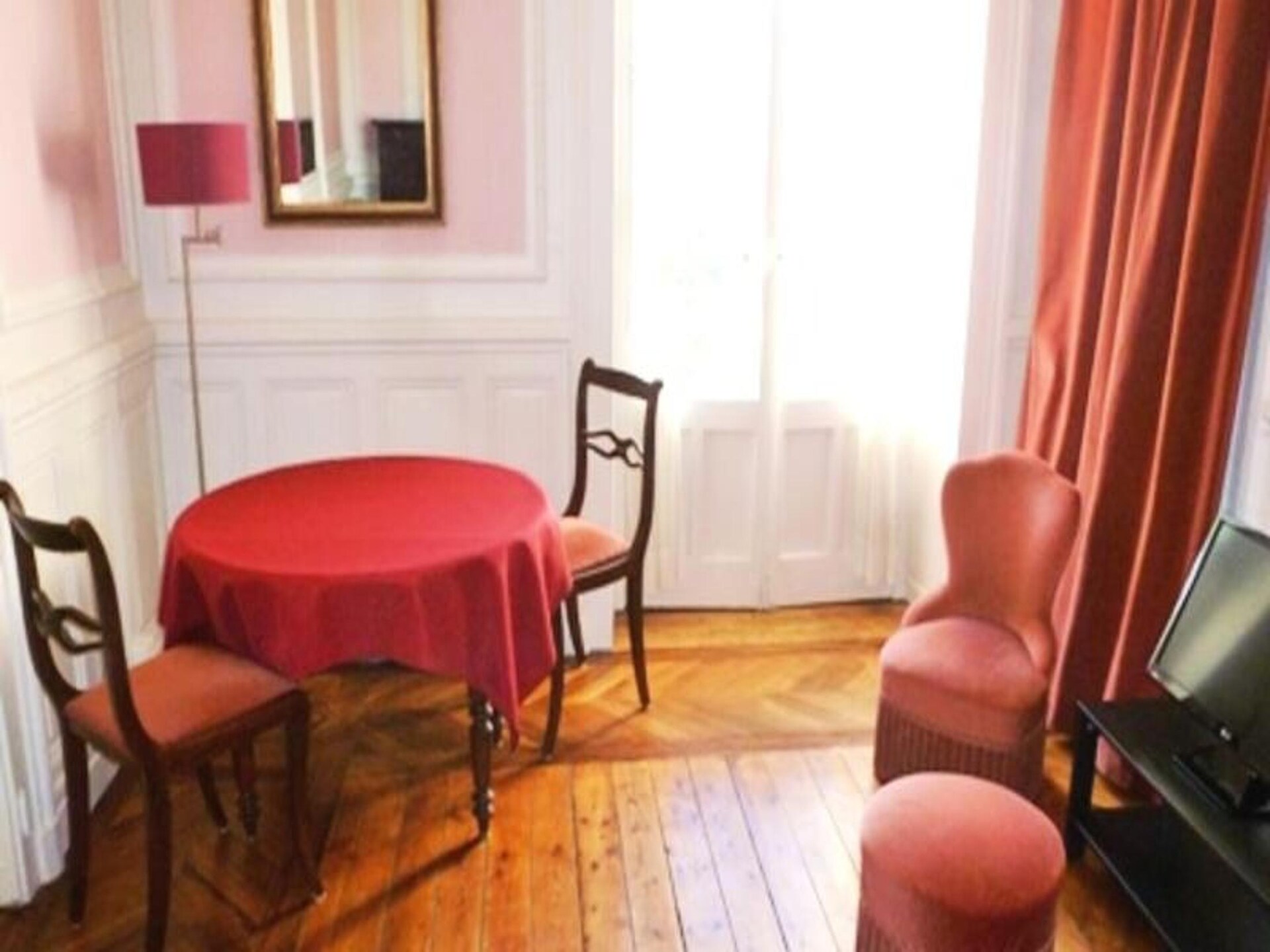 Résidence Le Splendide: Charmant appartement met parkzicht in Aix-les-Bains - foto 15