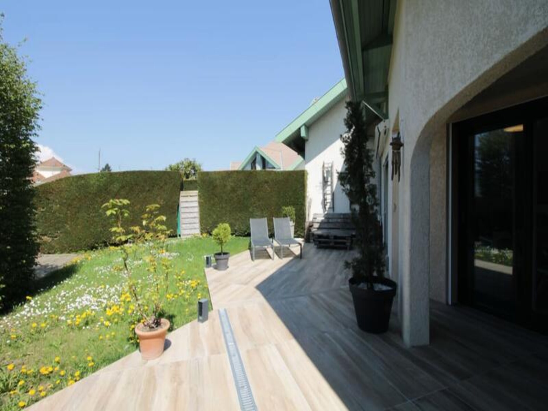 Ruim vakantiehuis voor 8 personen met tuin en garage in Aix-les-Bains - foto 2