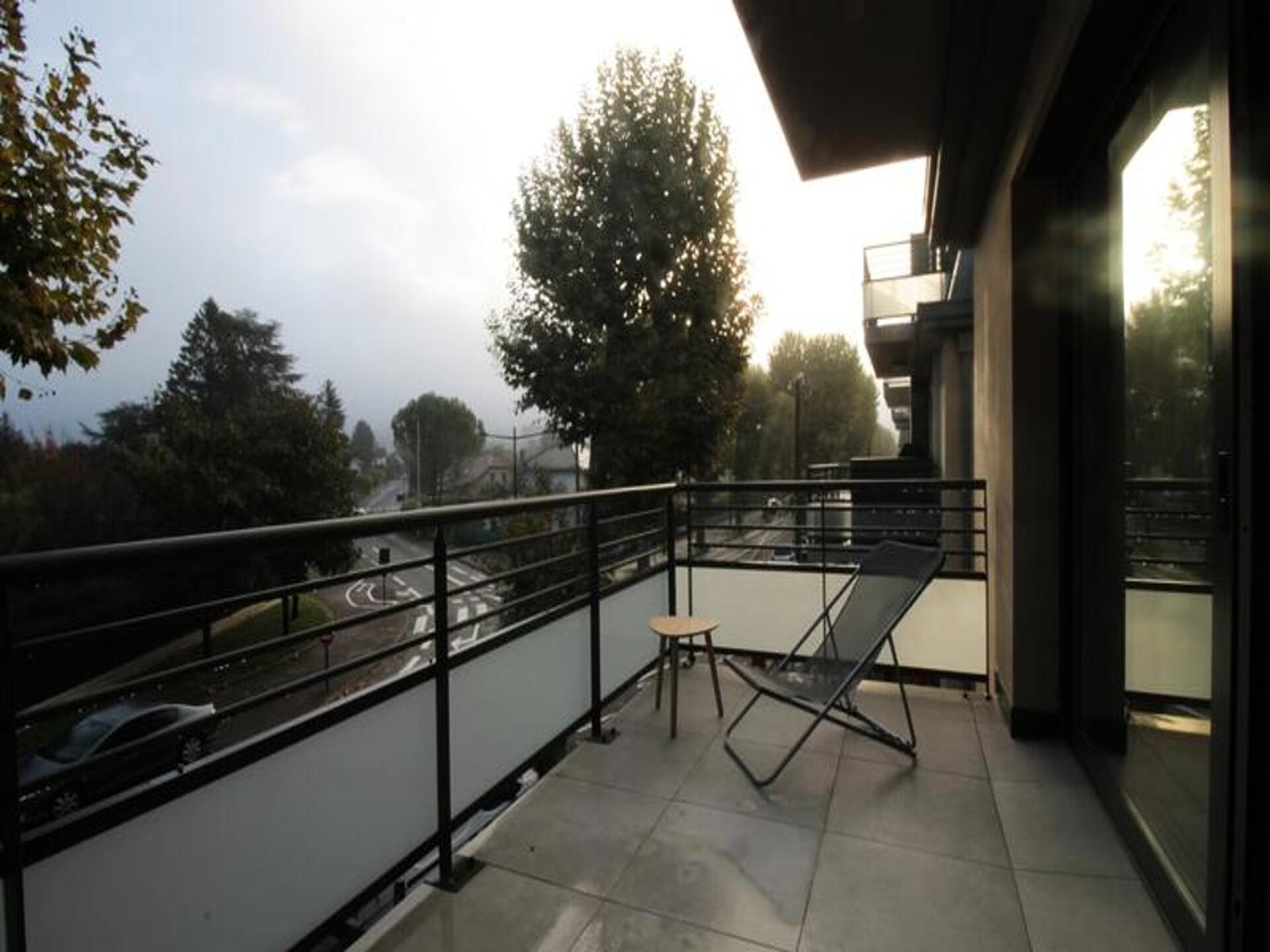 Modern appartement met balkon en uitzicht op de Mont Revard, vlakbij het meer - foto 15