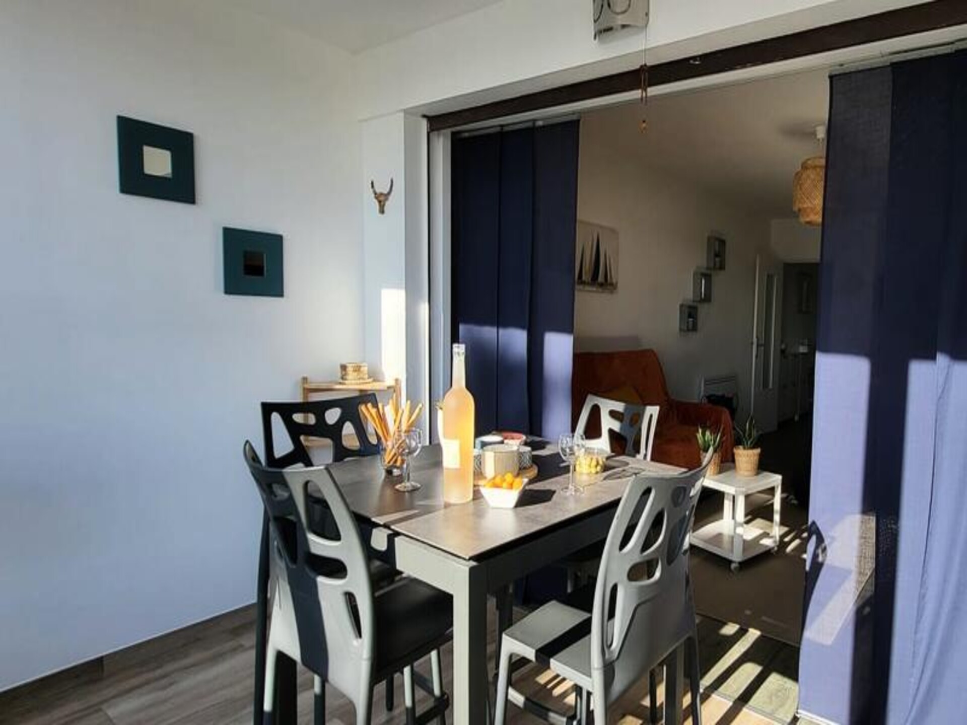 Modern appartement op 200m van strand Le Grau du Roi met tuin - foto 9
