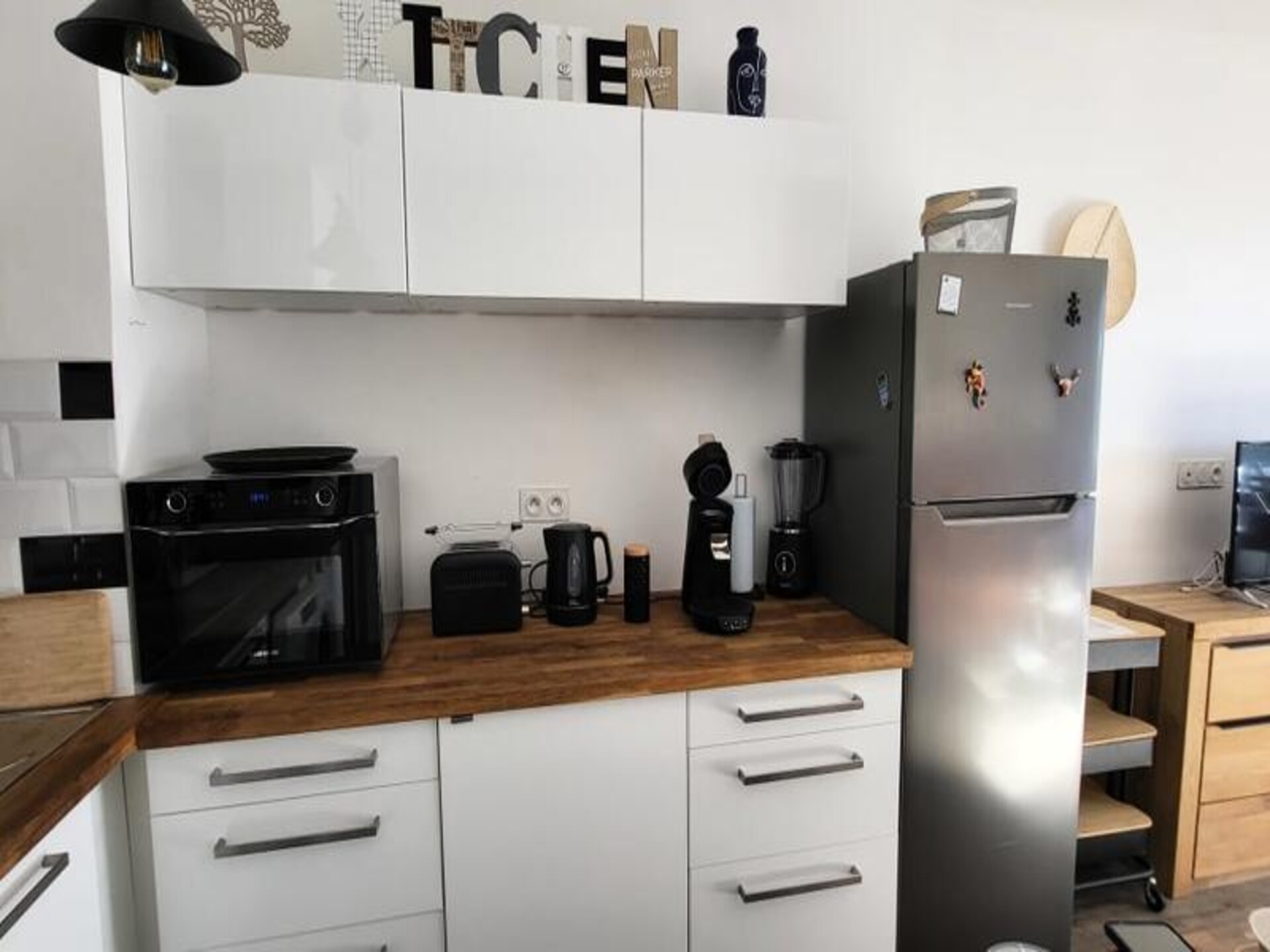 Modern appartement op 200m van strand Le Grau du Roi met tuin - foto 17