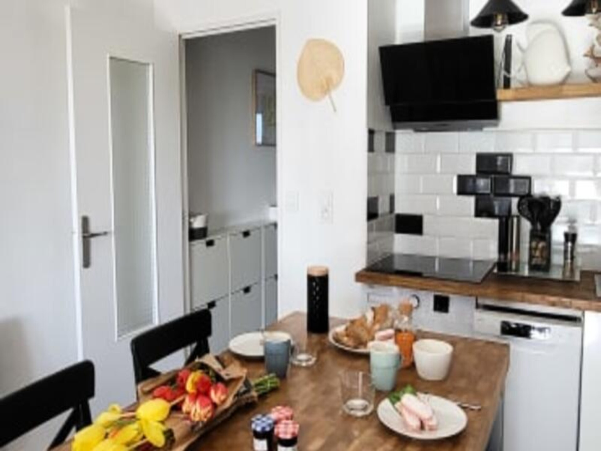 Modern appartement op 200m van strand Le Grau du Roi met tuin - foto 18