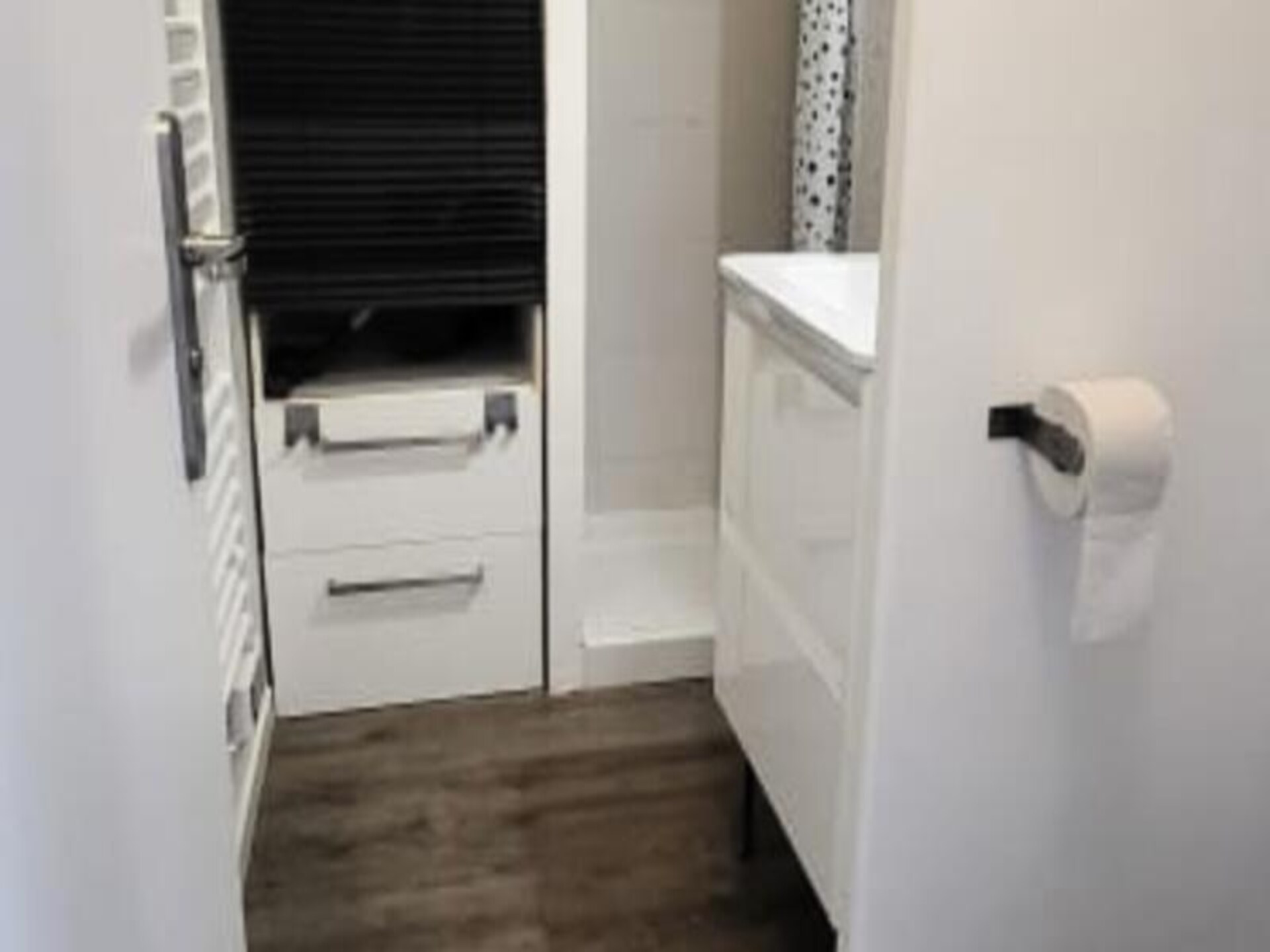Modern appartement op 200m van strand Le Grau du Roi met tuin - foto 24