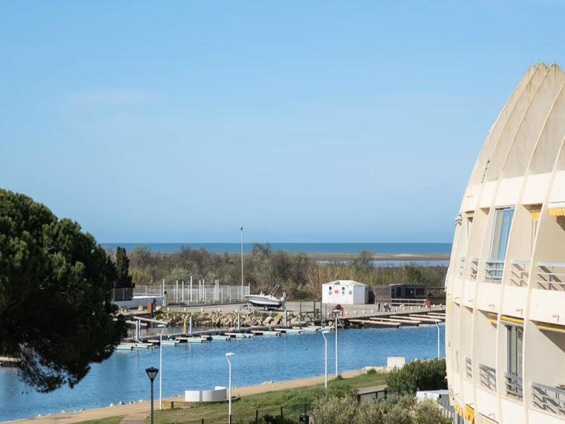 Appartement aan het kanaal met terras en directe strandtoegang in Le Grau du Roi - foto 20