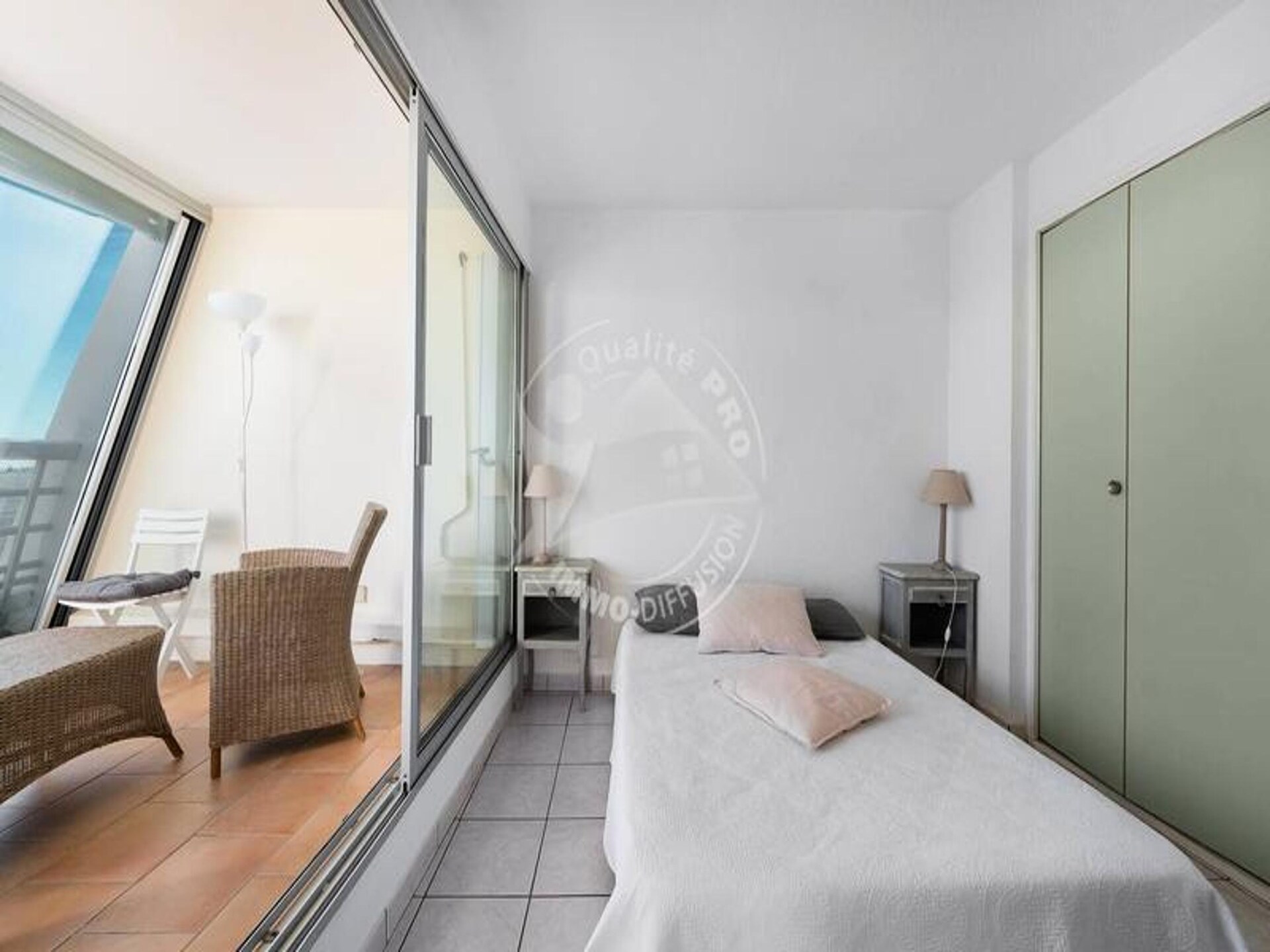 Licht appartement met grote loggia en uitzicht op zee bij Le Grau du Roi - foto 13