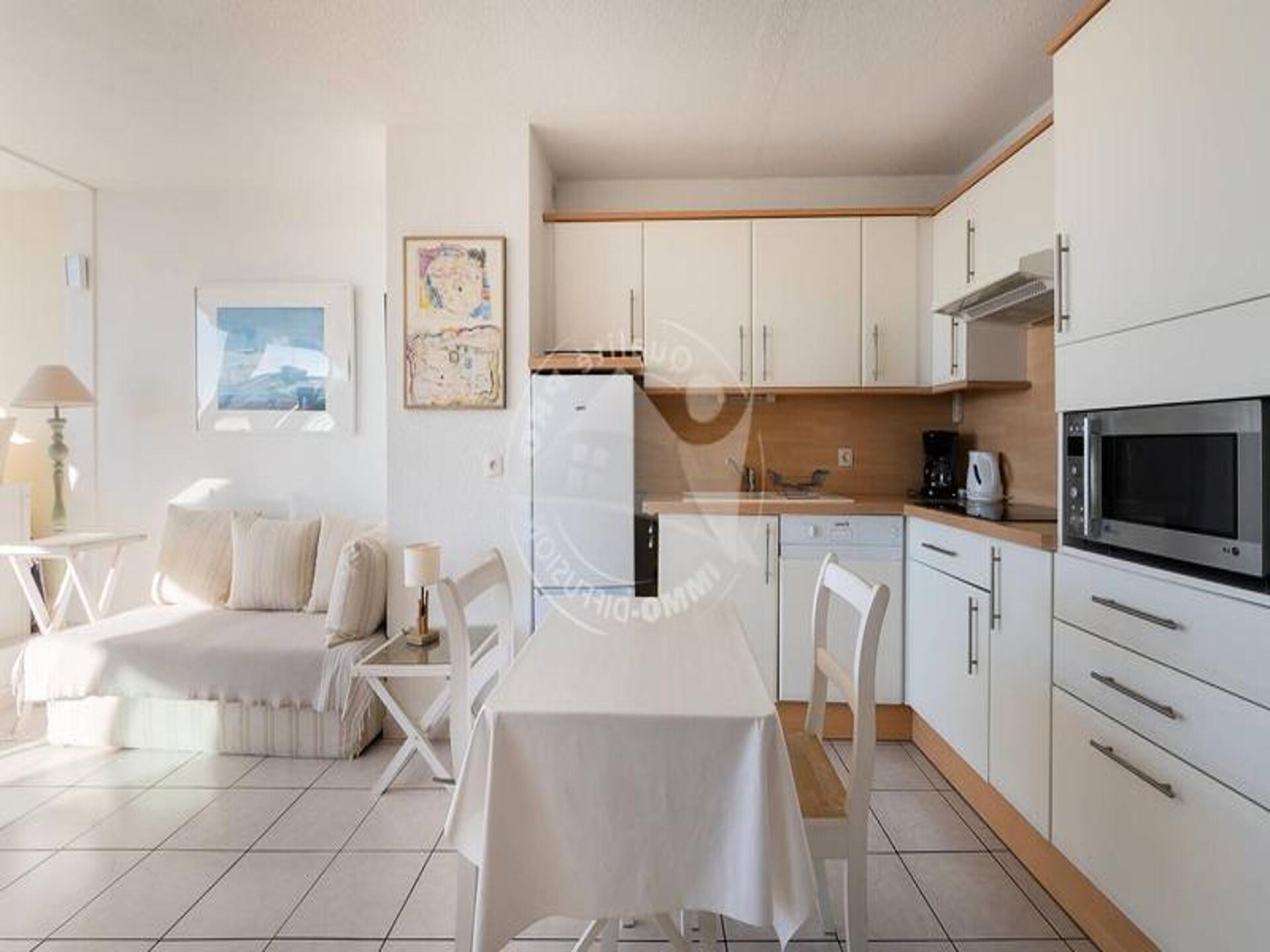 Licht appartement met grote loggia en uitzicht op zee bij Le Grau du Roi - foto 10
